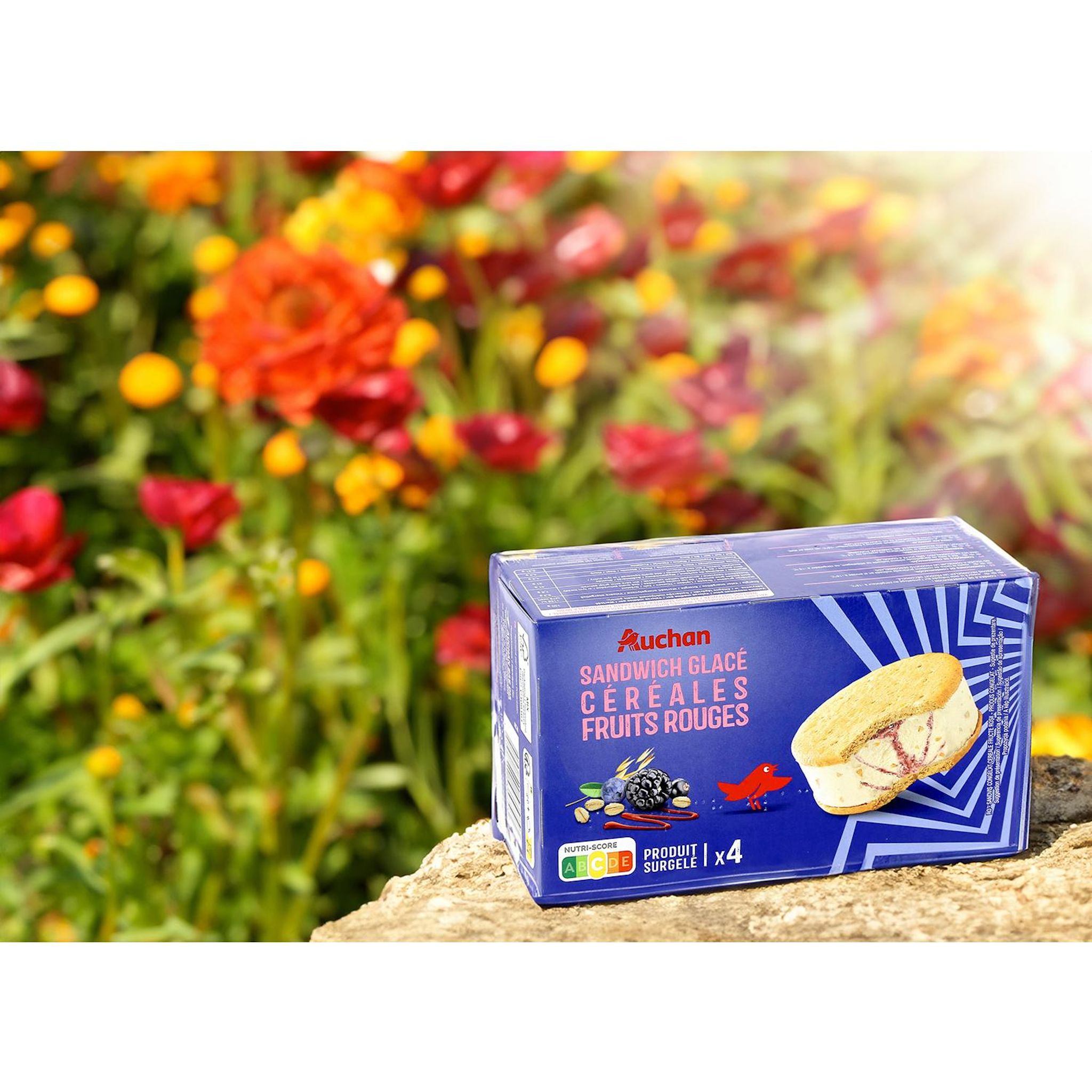 Voir la diapositive 4 : AUCHAN Sandwich glacé aux céréales et fruits rouges 4 pièces 264g