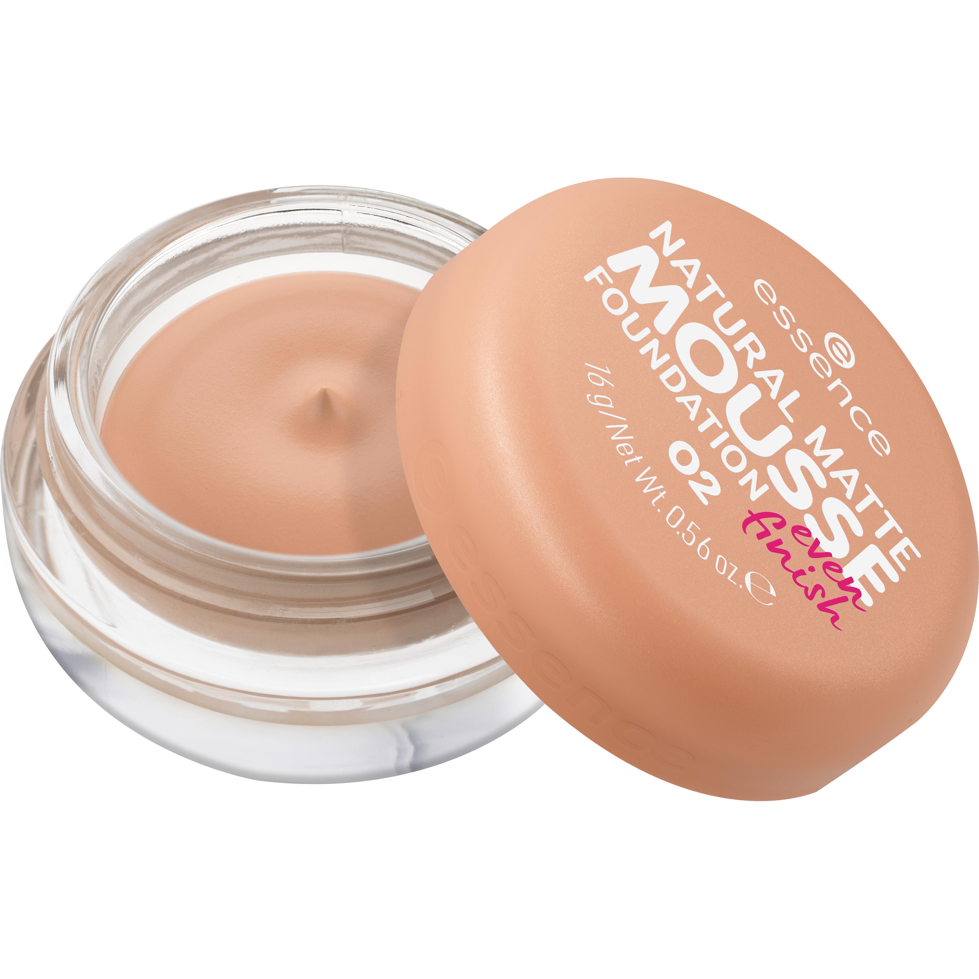 Voir la diapositive 2 : ESSENCE Natural mate fond de teint mousse 02 16g
