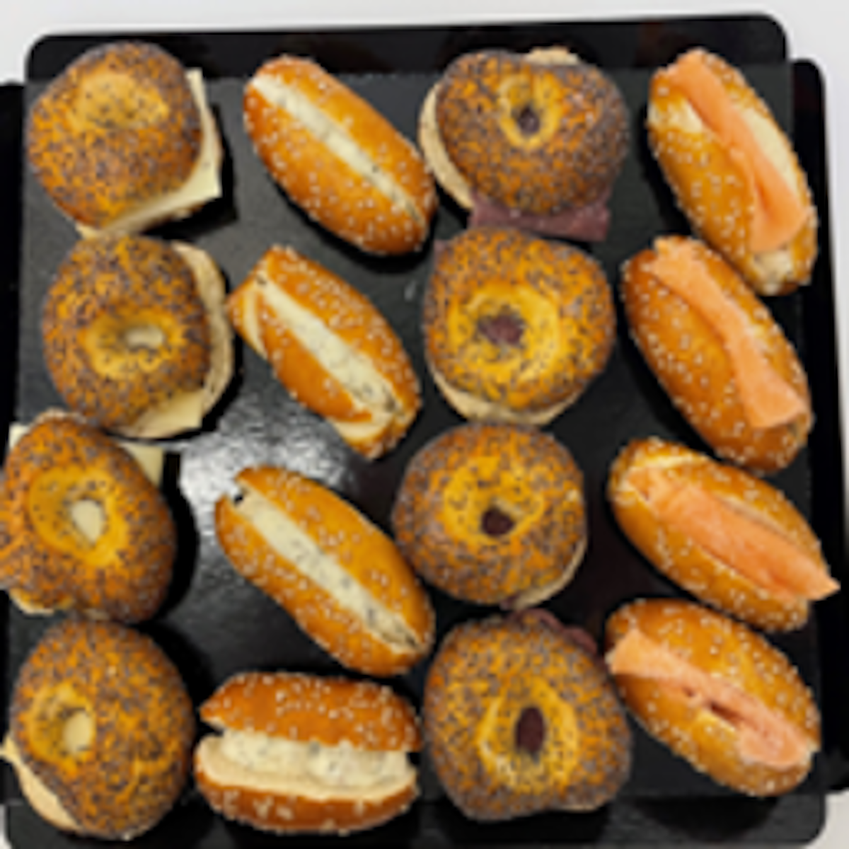 AUCHAN LE TRAITEUR Minicettes fourrées 16 pièces 380g