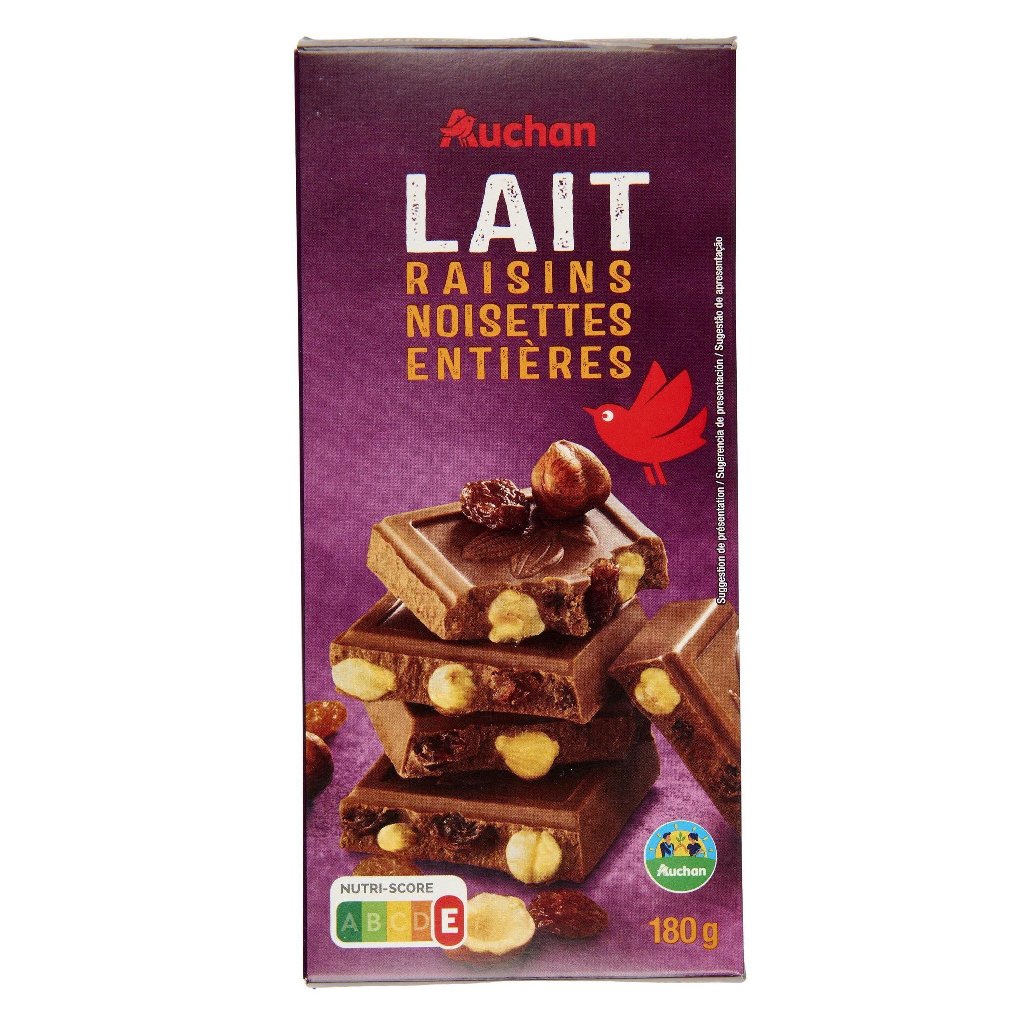Voir la diapositive 3 : AUCHAN CULTIVONS LE BON Tablette de chocolat au lait raisins noisettes entières 180g