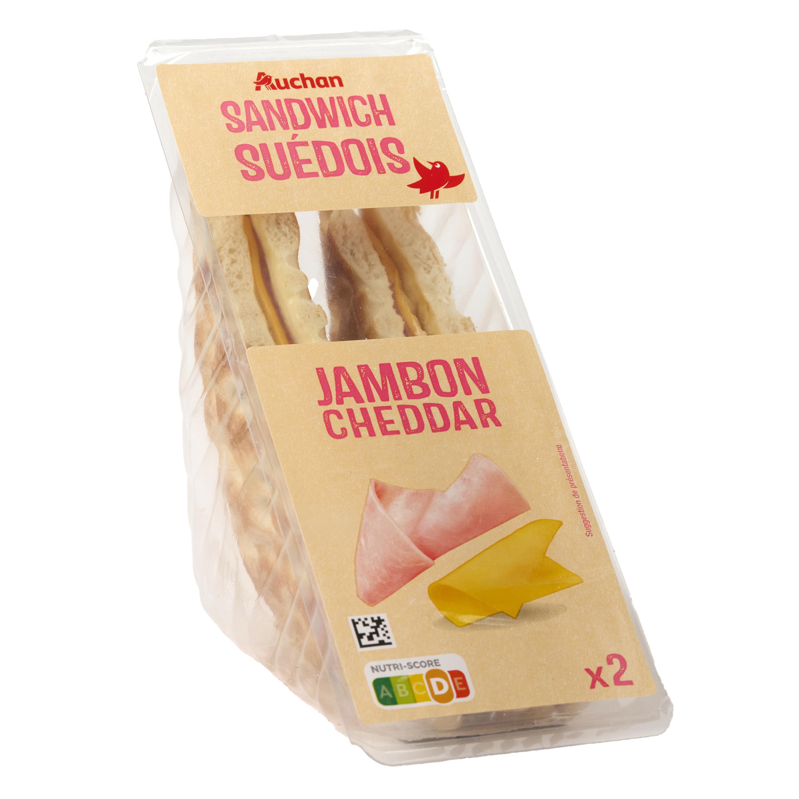 Voir la diapositive 2 : AUCHAN Sandwich suédois jambon cheddar 135g