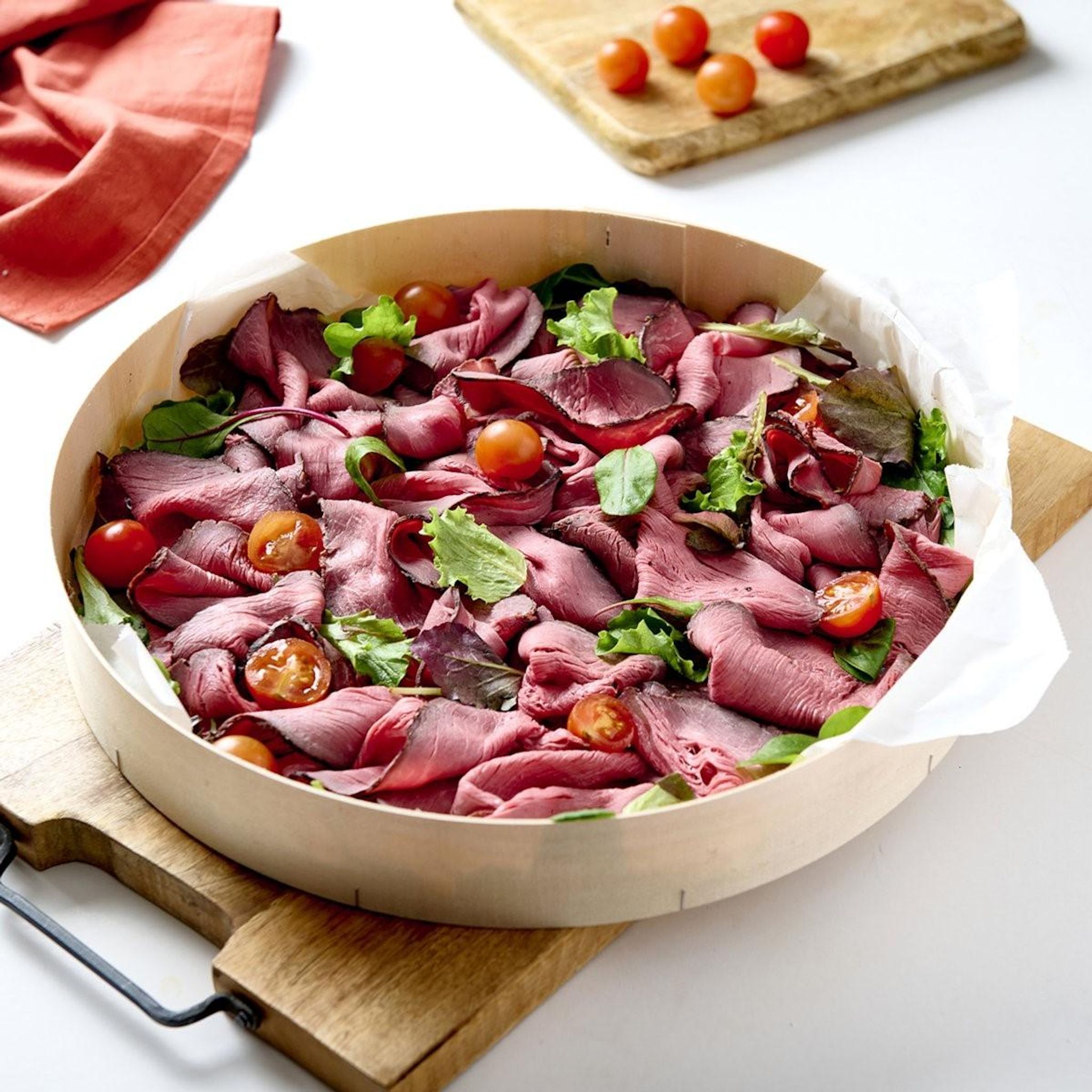 AUCHAN LE TRAITEUR Plateau de rôti de boeuf tranché 10 parts 720g