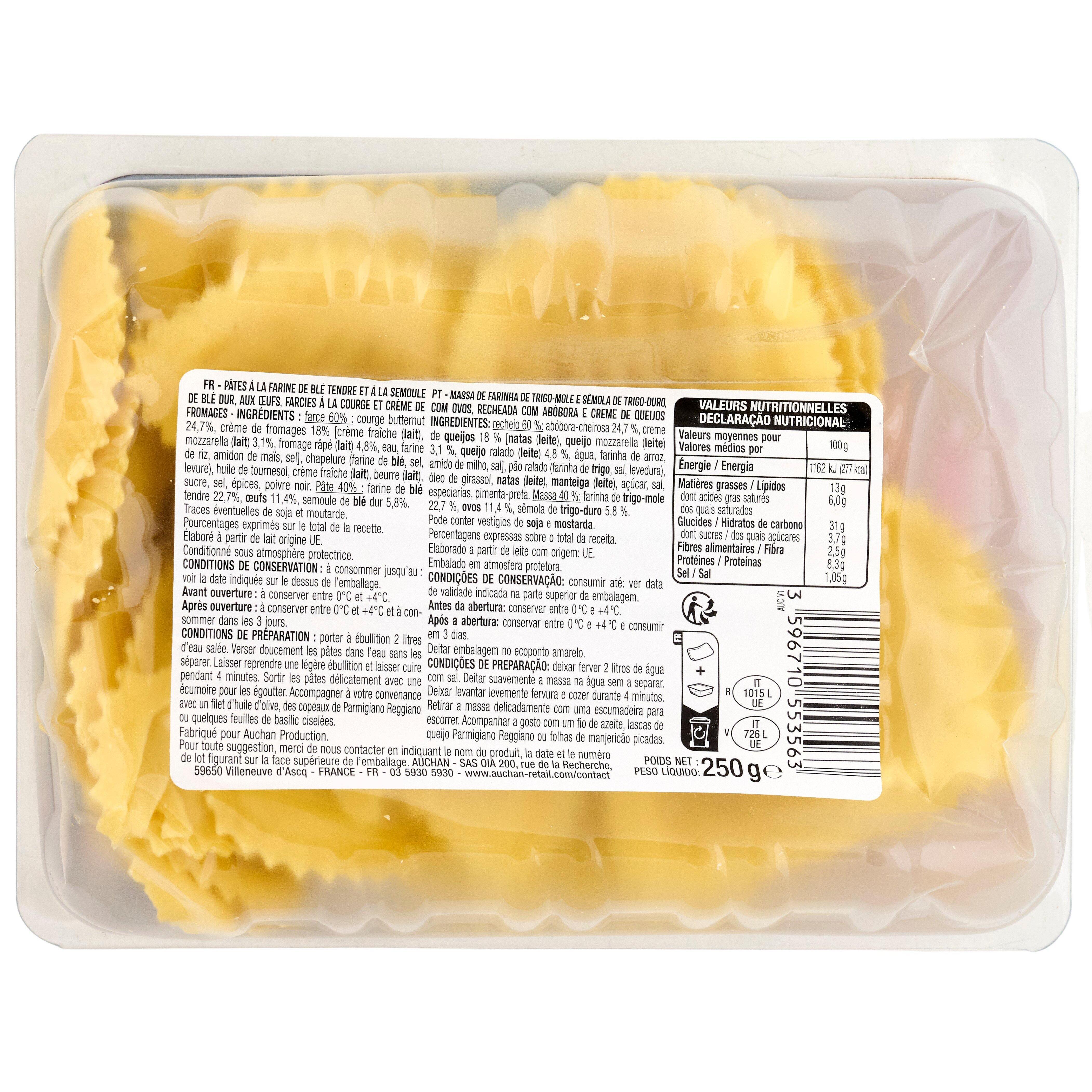 Voir la diapositive 2 : AUCHAN Mezzelune pâtes farcies butternut fromage 2 parts 250g