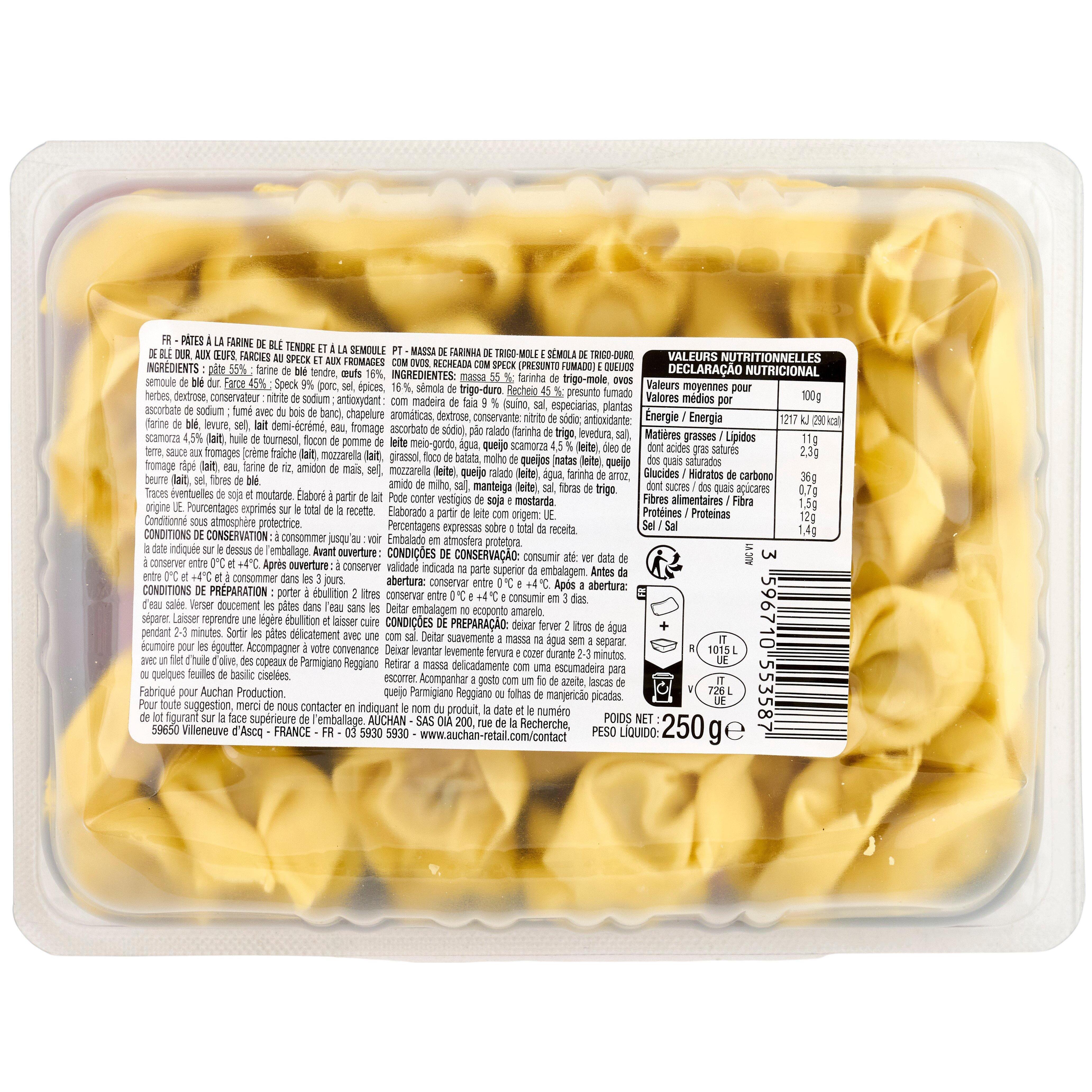 Voir la diapositive 2 : AUCHAN Tortelloni speck fromages 2 parts 250g