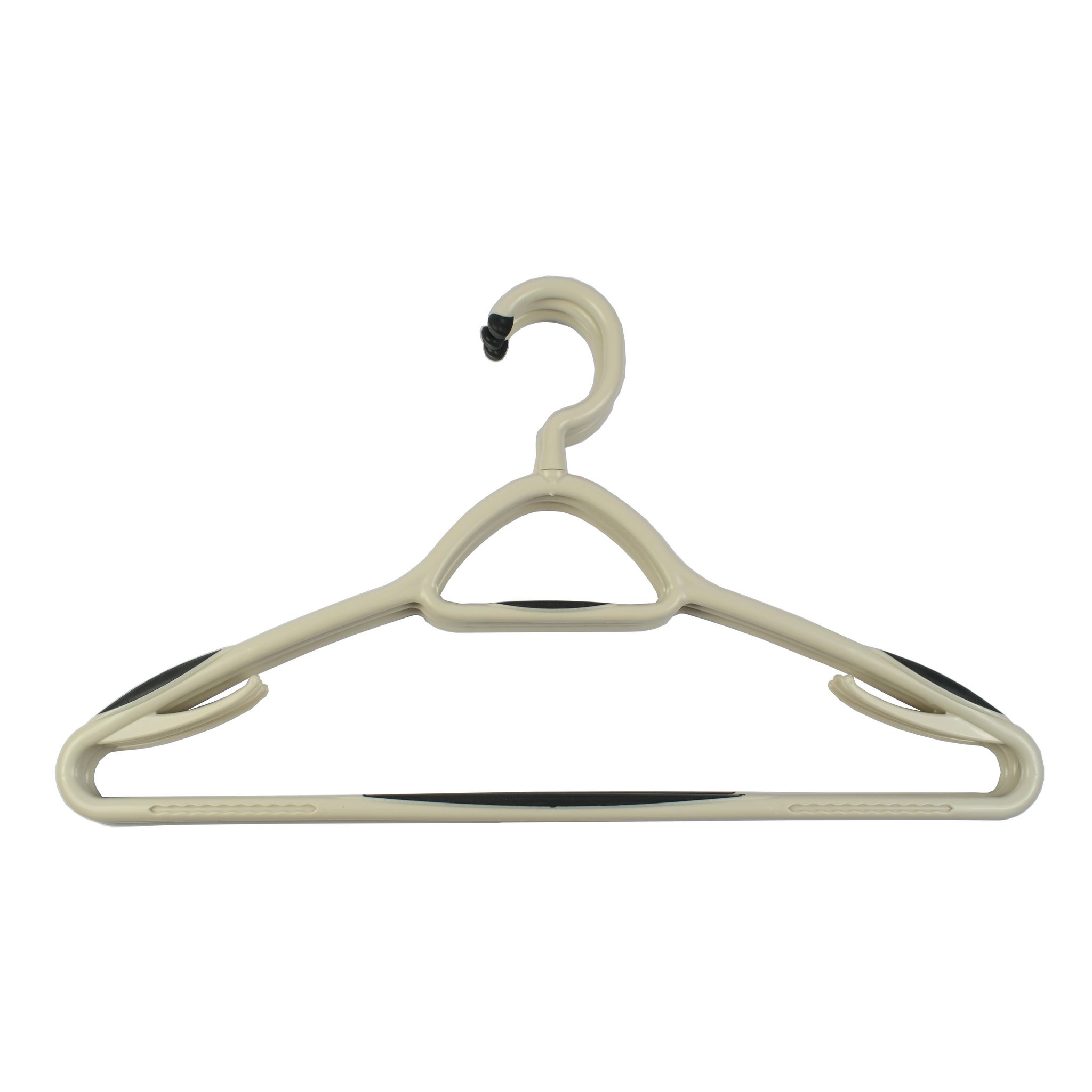 ACTUEL SET CINTRES EN PLASTIQUE 3