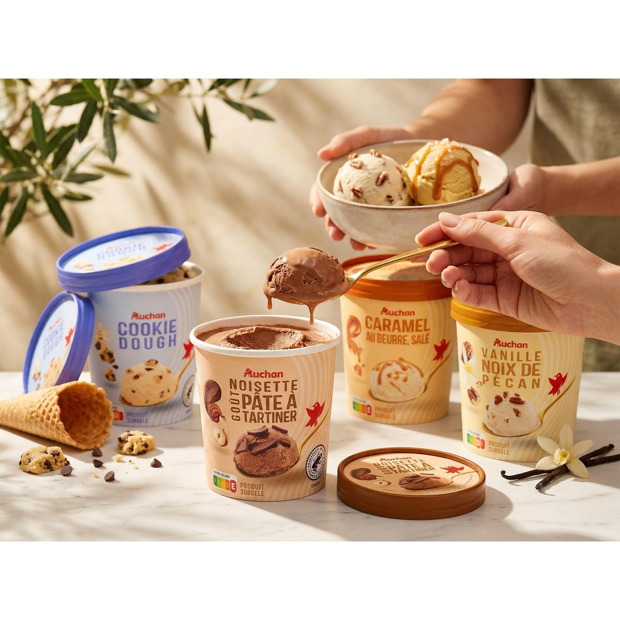 Voir la diapositive 2 : AUCHAN Pot de crème glacée cookie dough 407g