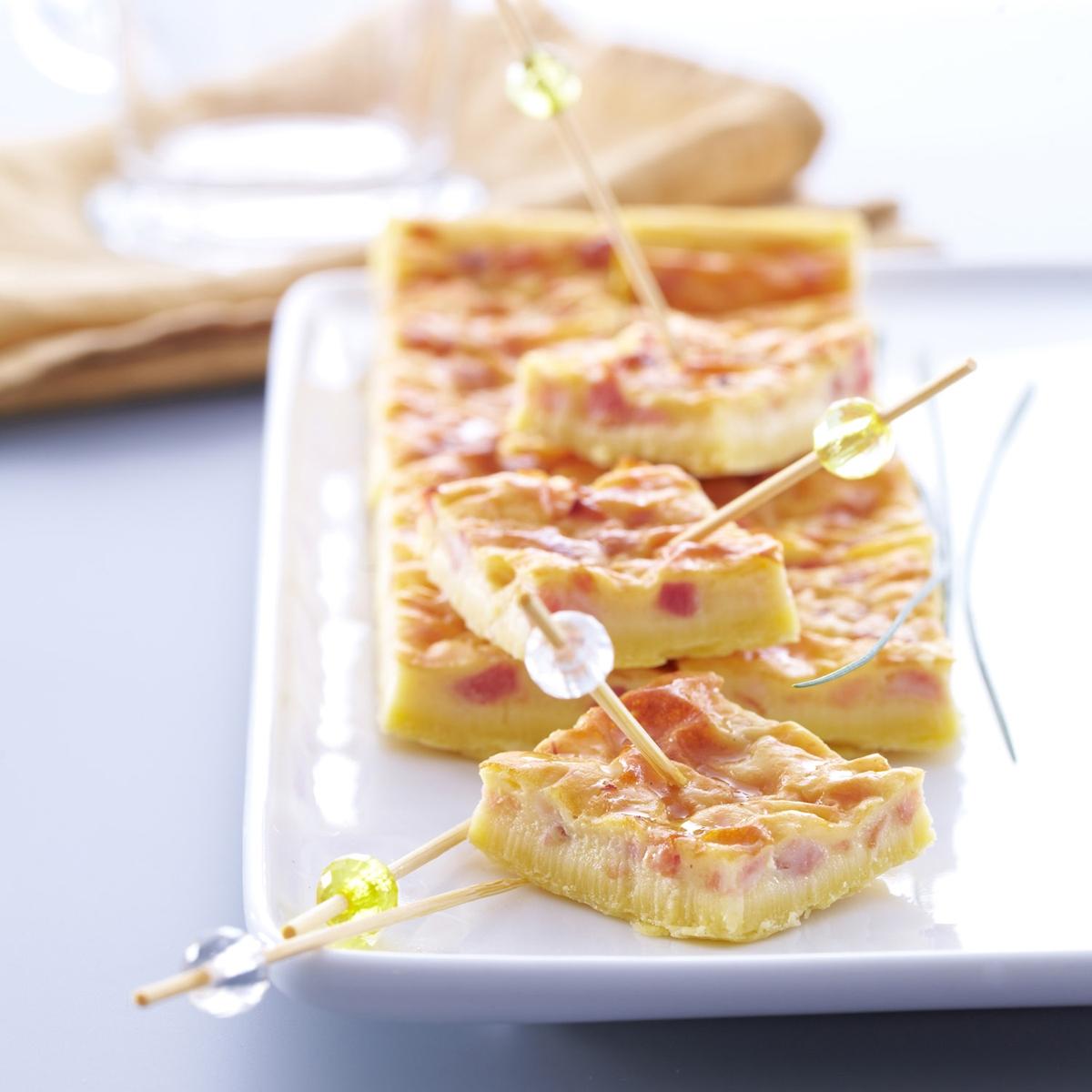 SERVICE TRAITEUR Quiche lorraine prédécoupée en toasts 66 toasts 1.2kg