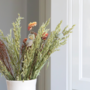 Voir la diapositive 3 : PLANT IN A BOX Fleurs séchées - Bouquet 'Loose Fit Marrakesh'