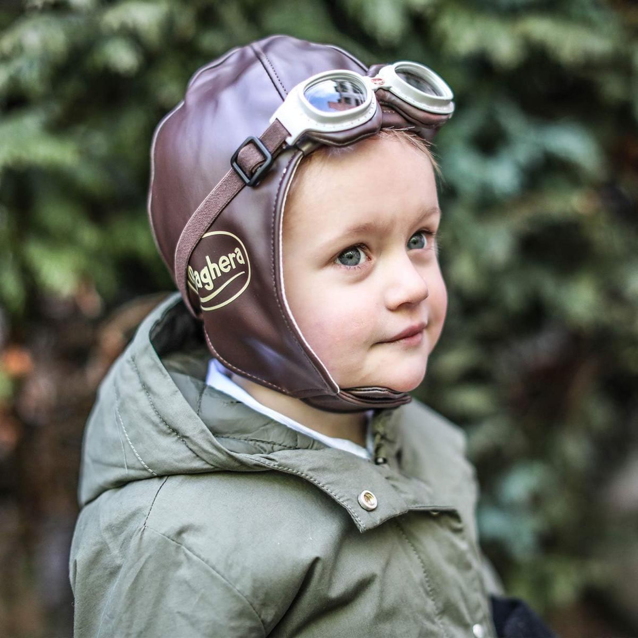 Voir la diapositive 2 : Baghera Panoplie pilote vintage marron
