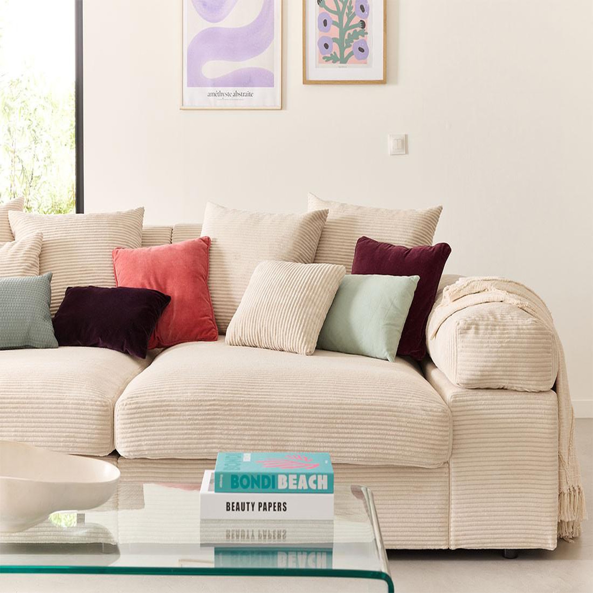 Voir la diapositive 4 : LISA DESIGN Aspen - canapé 4 places - assise profonde - velours côtelé