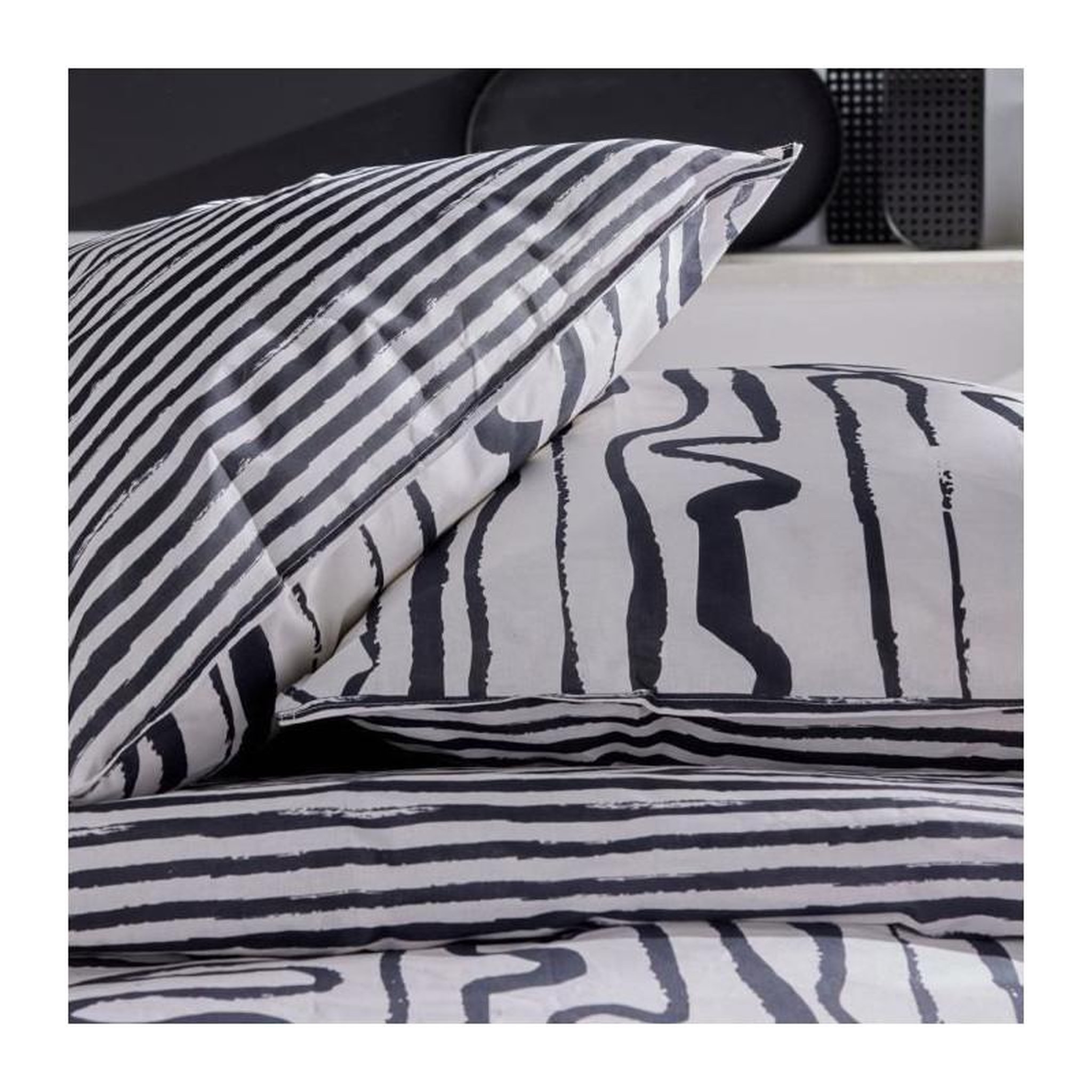 Voir la diapositive 3 : Today Parure de couette - TODAY - Sunshine 17.31 - 220x240cm - 2 personnes - Imprimée - Coton 57 fils