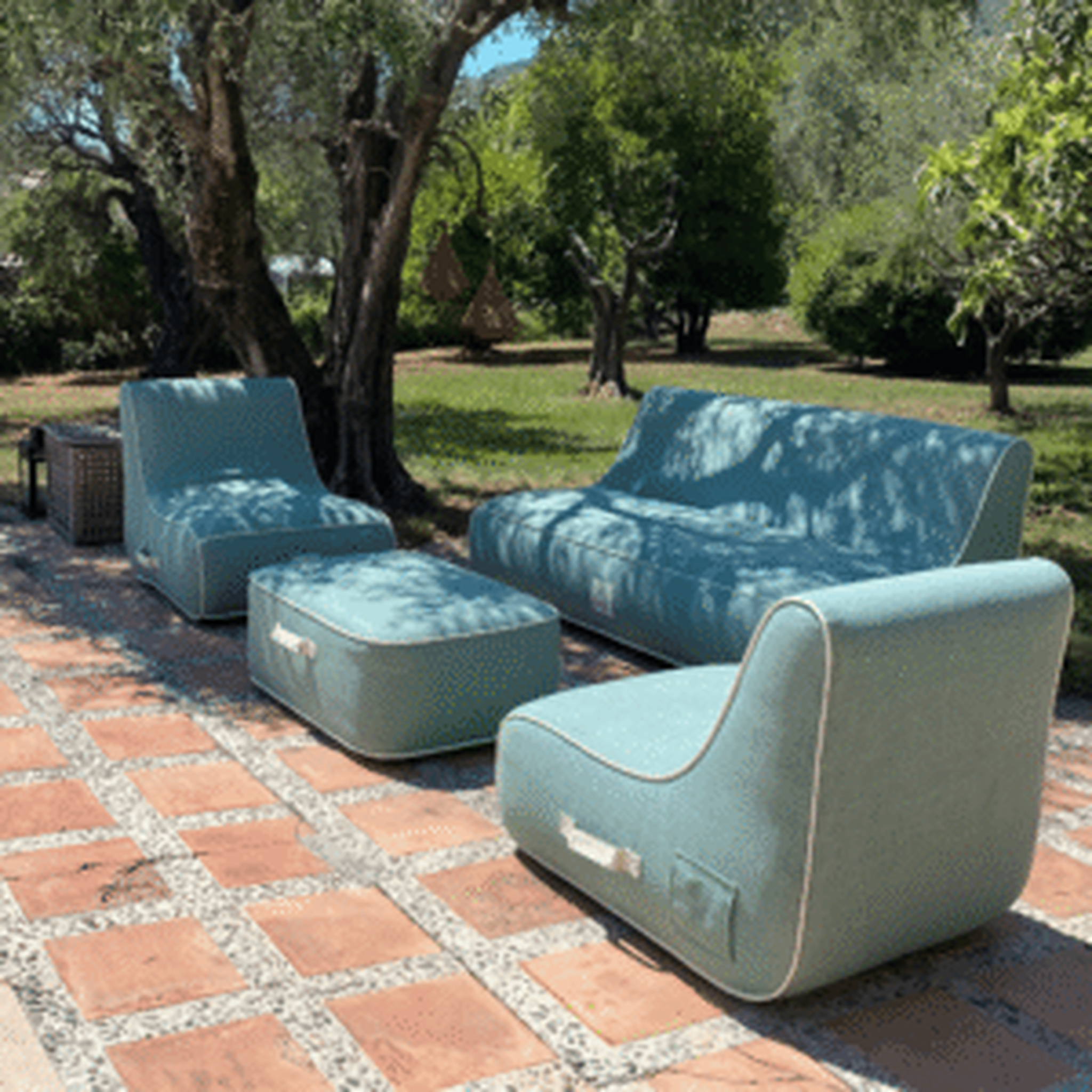 Voir la diapositive 5 : COCO LOUNGE Coco Lounge Salon de jardin gonflable - Plusieurs coloris disponibles