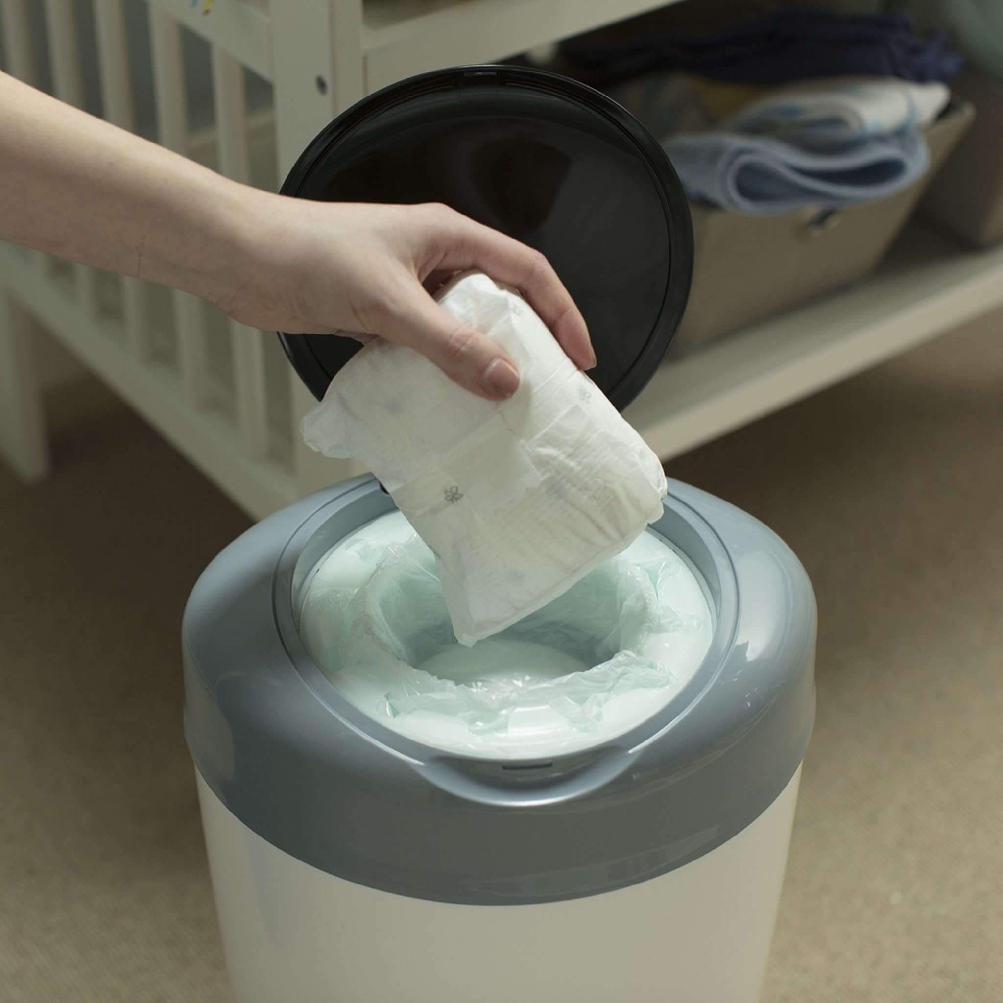 Voir la diapositive 4 : TOMMEE TIPPEE Recharges poubelle à couches SIMPLEE x3