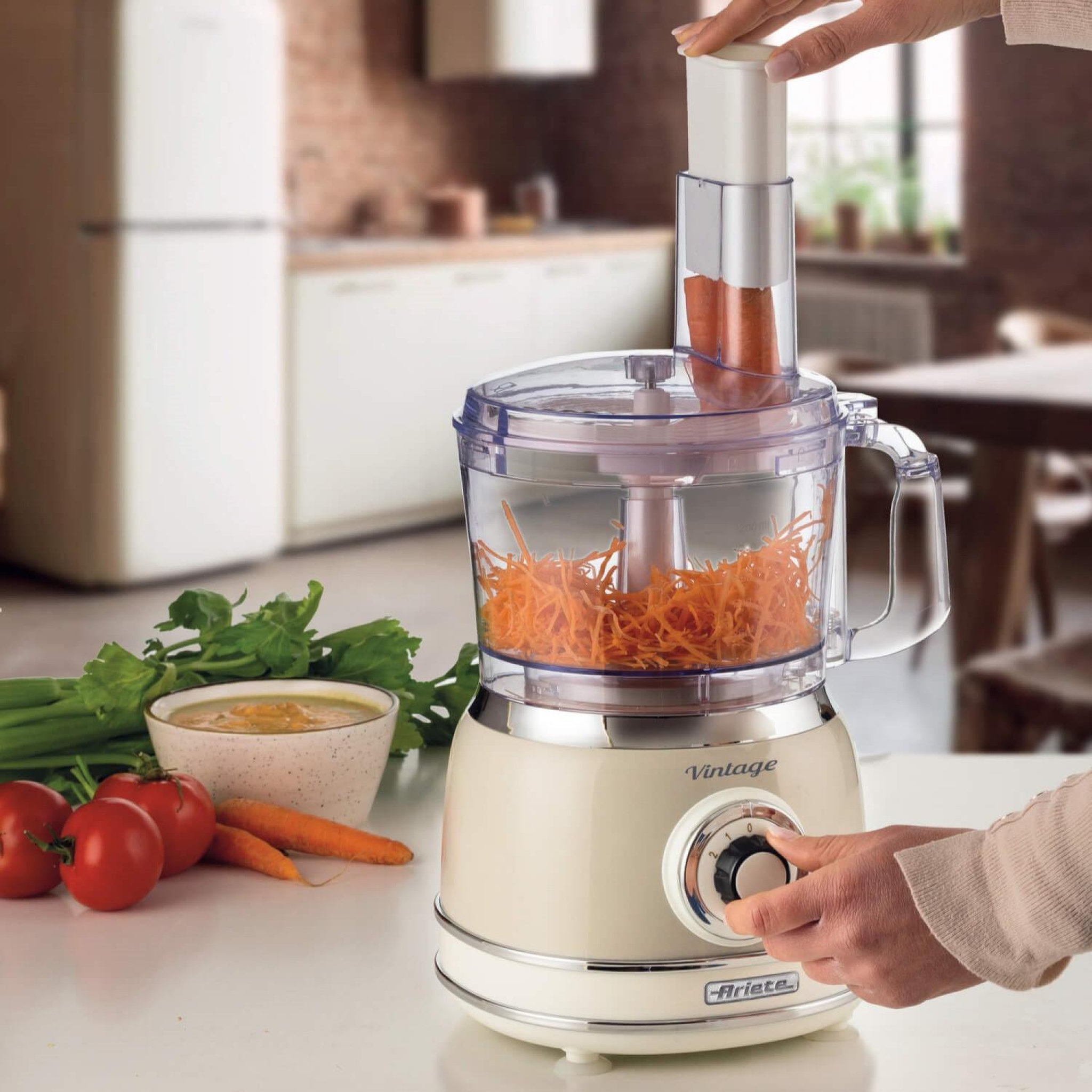 Voir la diapositive 3 : ARIETE Robot multifonction Ariete 1781 beige 1000W
