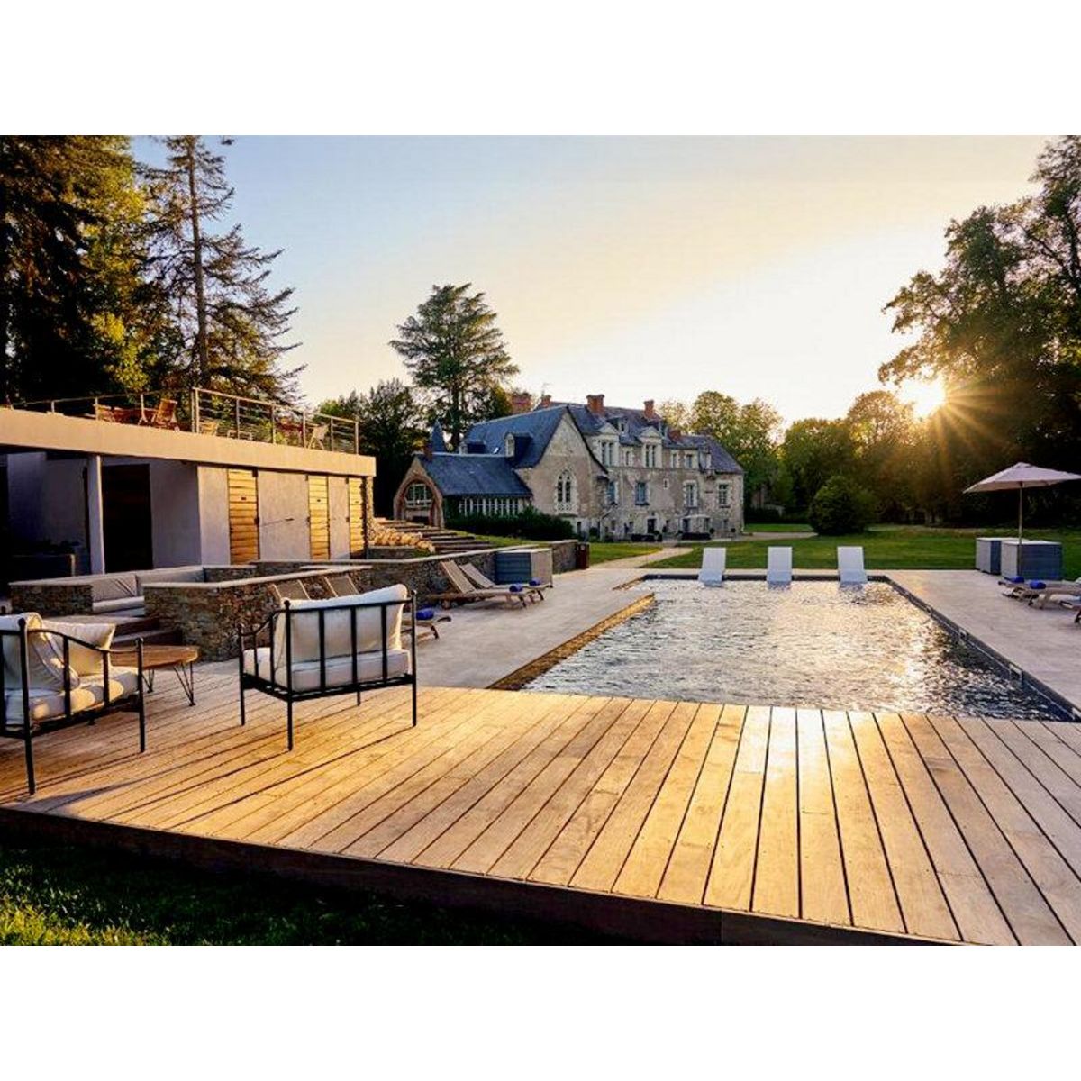 Smartbox 2 jours luxueux avec dîner et bain nordique en domaine 4* près de Tours - Coffret Cadeau Séjour