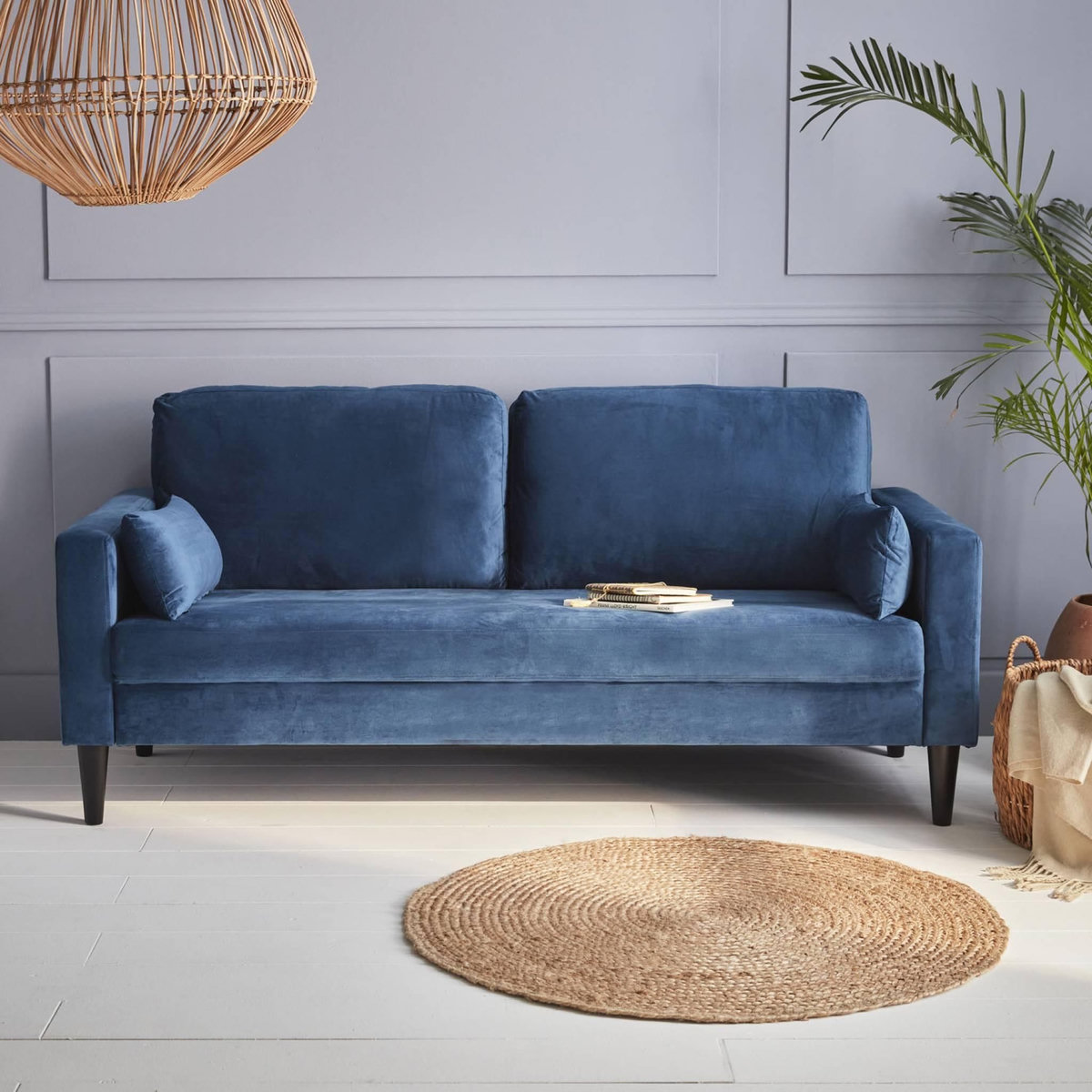SWEEEK Canapé en velours bleu - Bjorn - Canapé 3 places fixe droit pieds bois. style scandinave