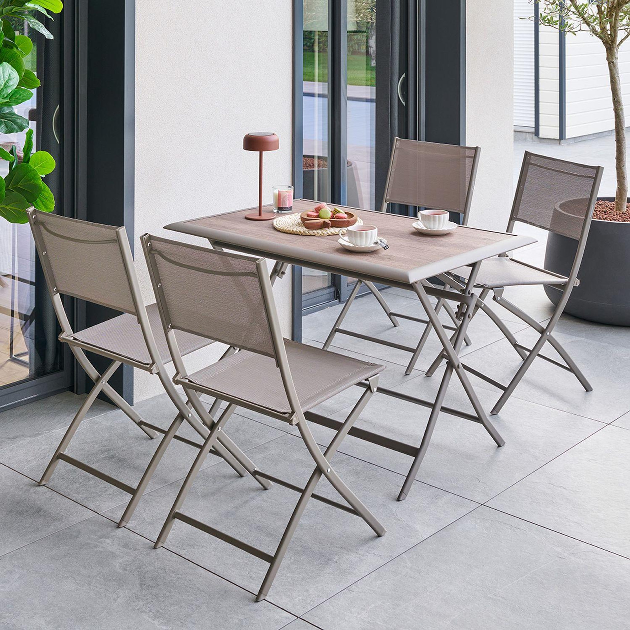 Voir la diapositive 2 : HESPERIDE Table de jardin pliante carrée 4 places azua