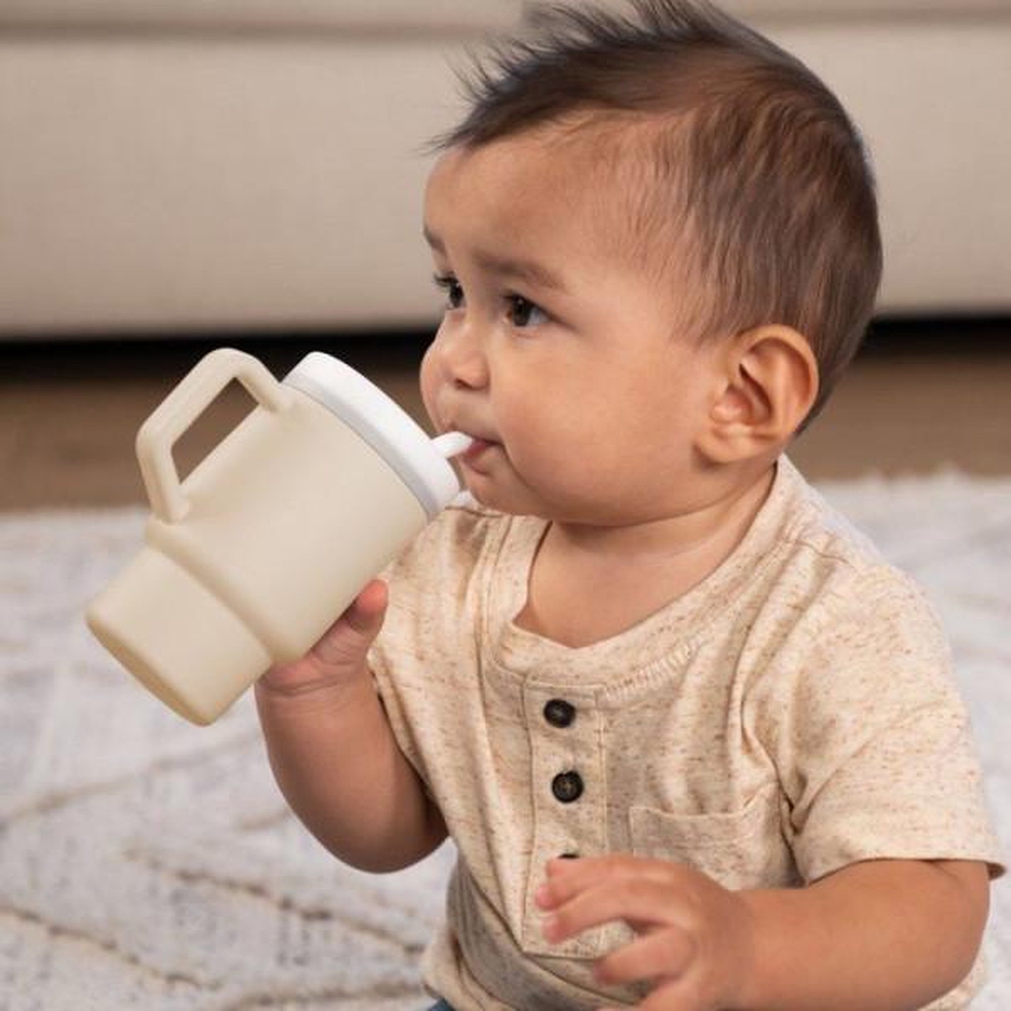 Voir la diapositive 5 : INFANTINO Ma premiere tasse silicone - infantino - 255 ml - sand