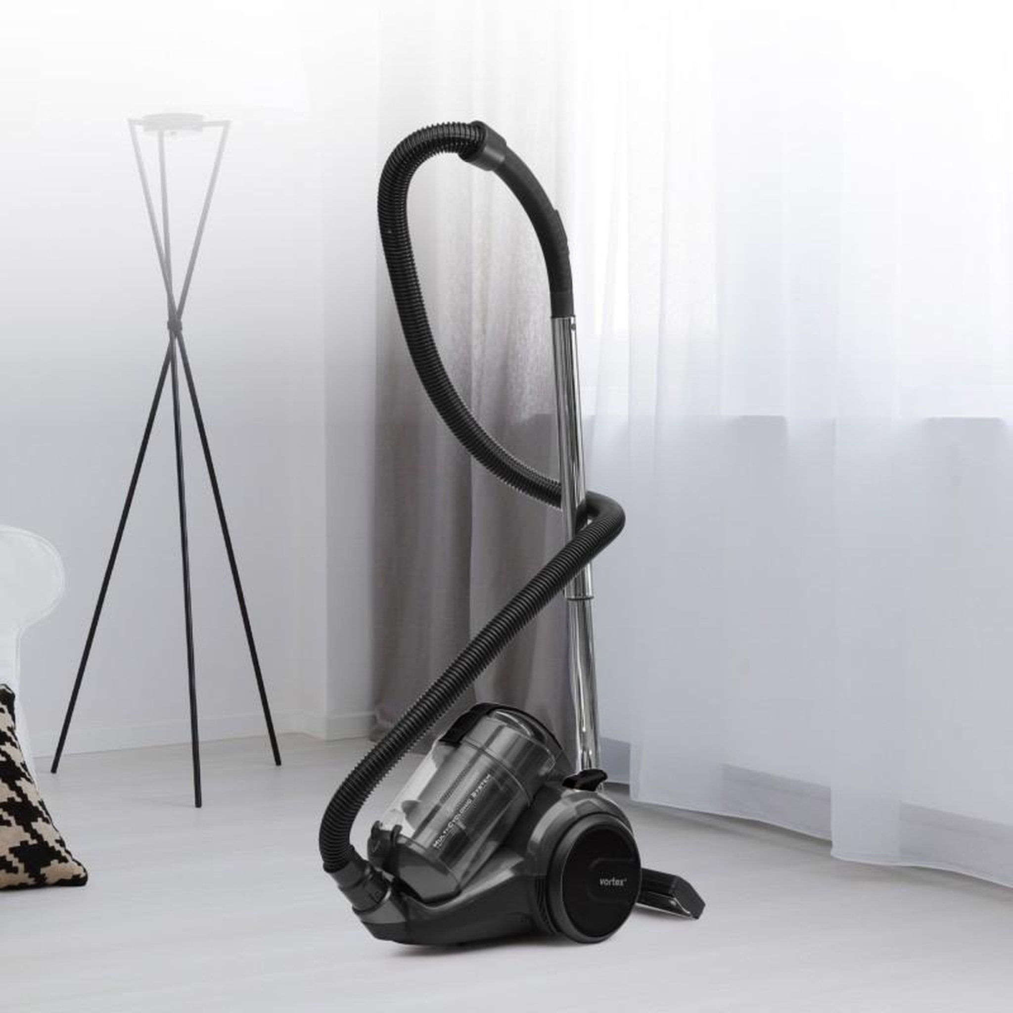 Voir la diapositive 6 : VORTEX Vortex - Ziii - Noir - Aspirateur Sans Sac 3l - 700w - Technologie Cyclonique