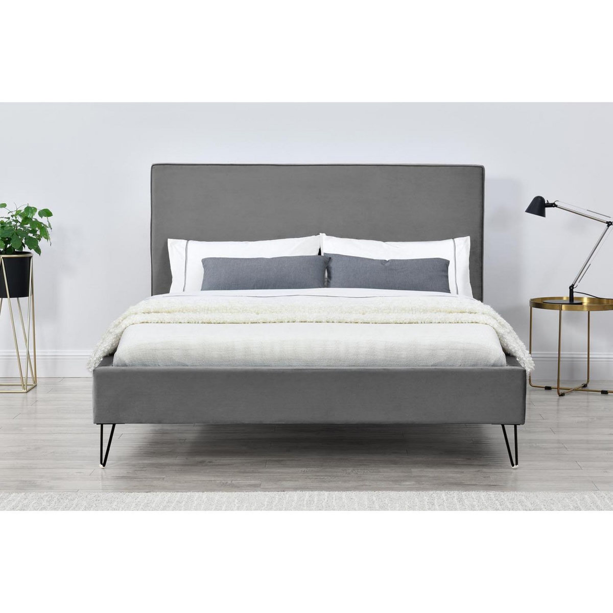 CONCEPT USINE Structure de lit 160 x 200 cm en velours gris et noir RIVERSIDE