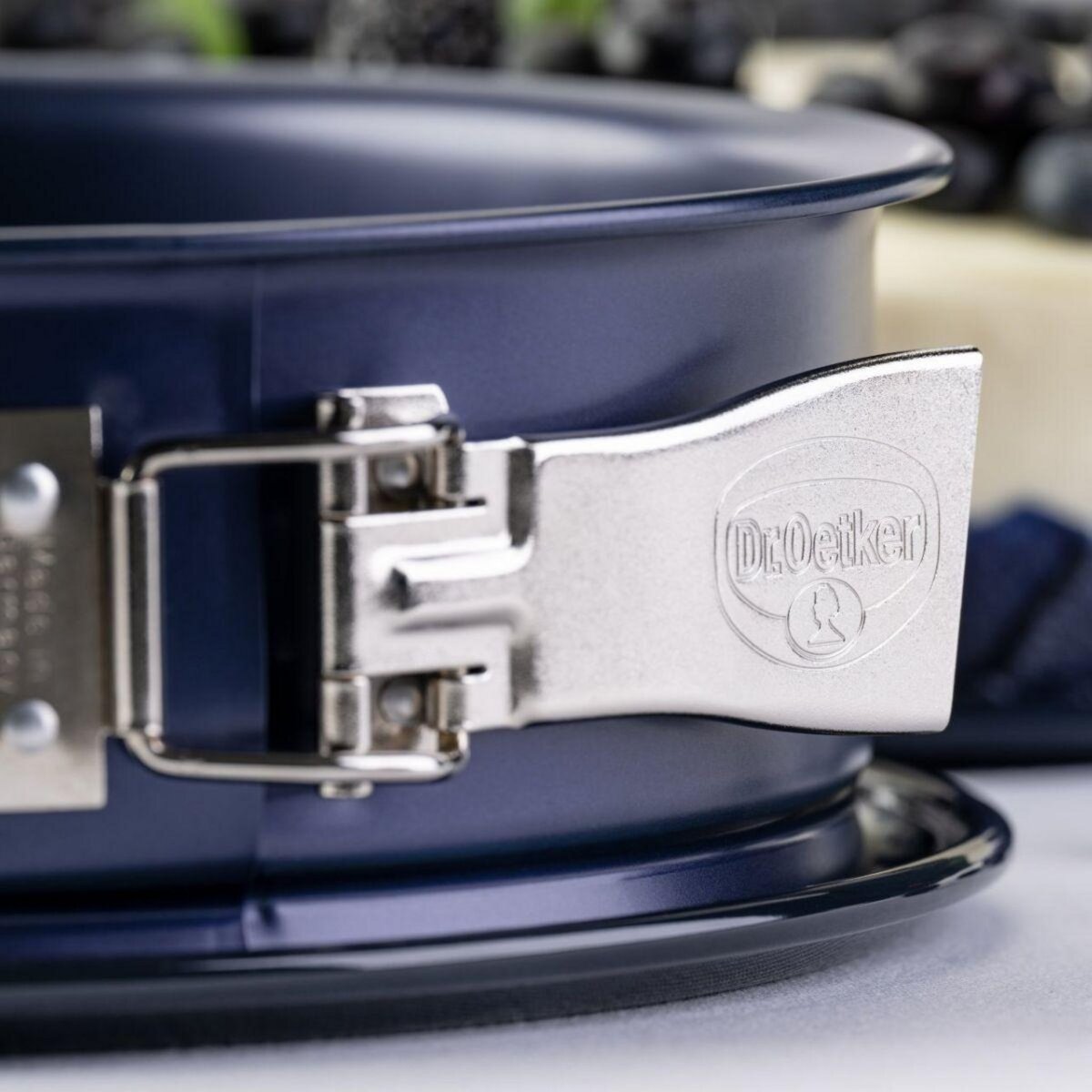 DR.OETKER Ensemble de 2 Moules à manqué à charnière 26 cm Dr.Oetker Back Liebe