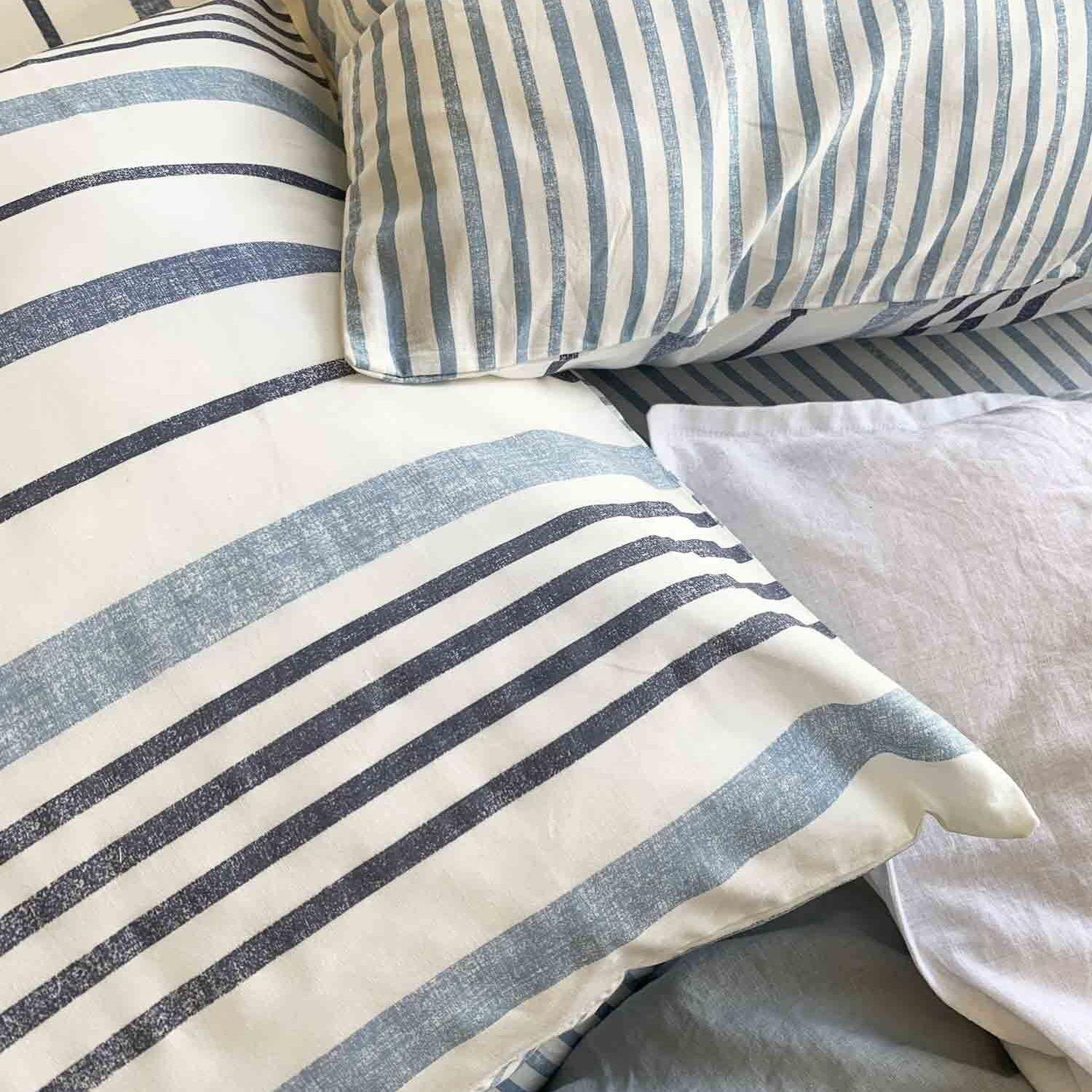 Voir la diapositive 4 : Home collection Parure housse de couette 100% coton lyocell 57fils calanque