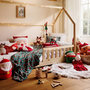 Voir la diapositive 3 : ATMOSPHERA Peluche Déco Père Noël  Squishy  35cm Rouge