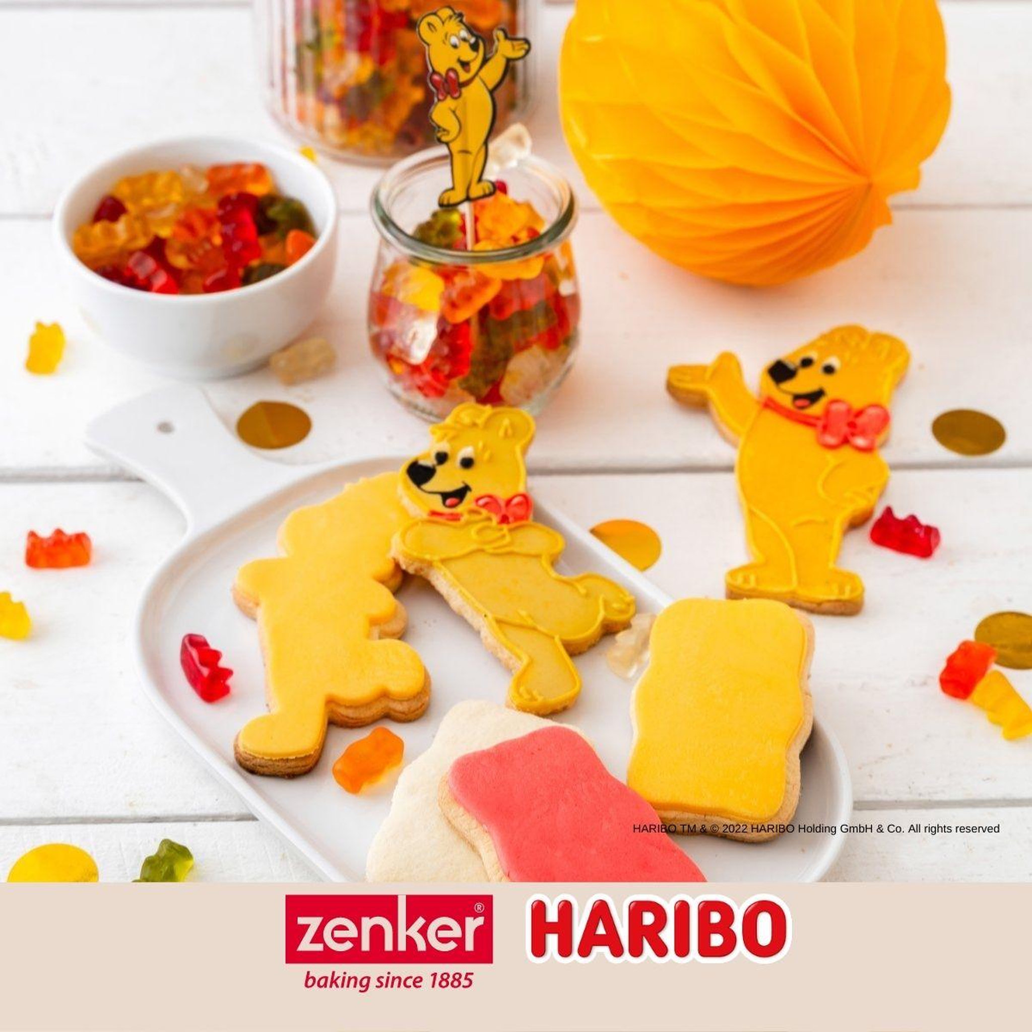 Voir la diapositive 6 : ZENKER Lot de 2 emporte-pièces nounours zenker par haribo
