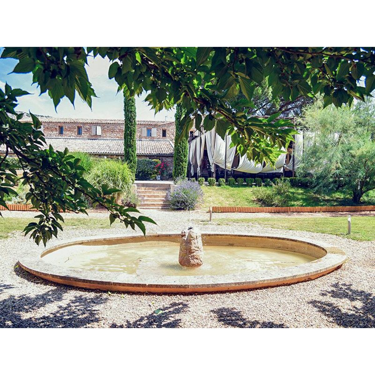 Smartbox Séjour de 2 jours avec dîner en hôtel 4* tout près d'Aix-en-Provence - Coffret Cadeau Séjour