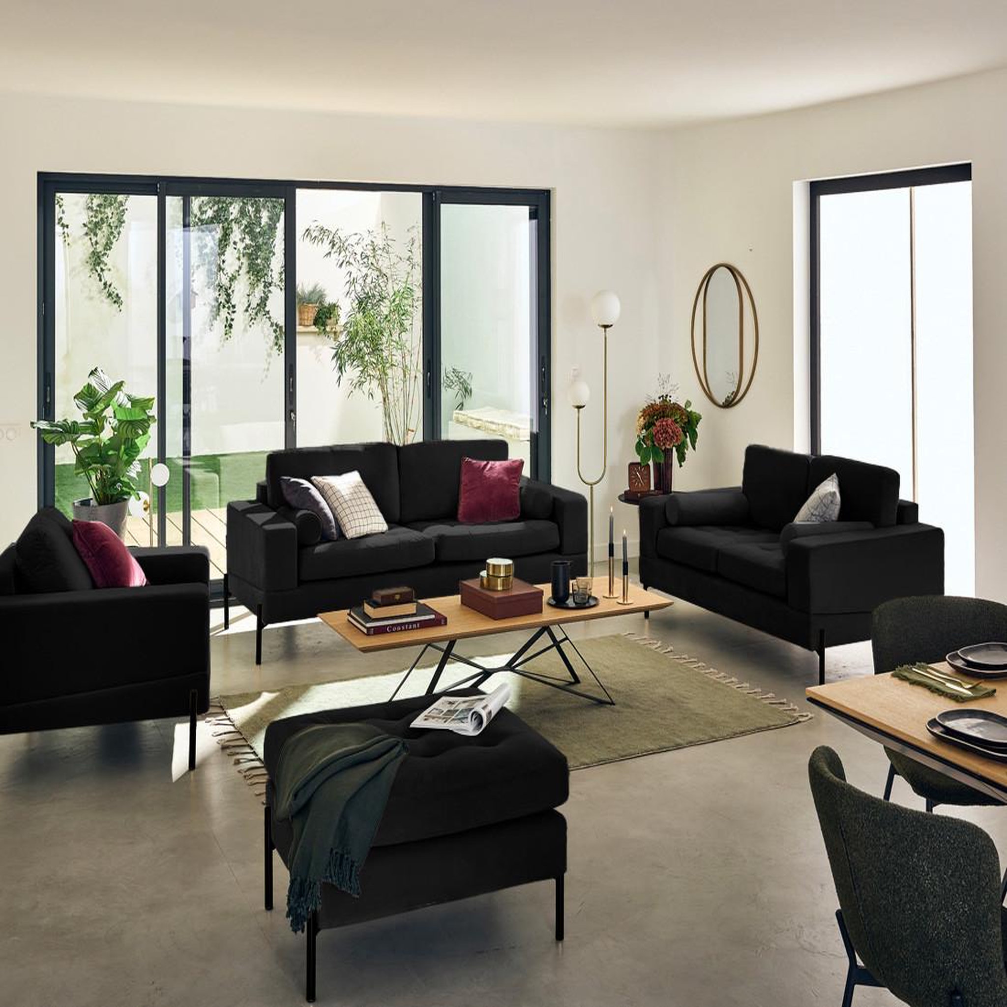 Voir la diapositive 2 : LISA DESIGN Isaure - canapé droit 2 places en velours