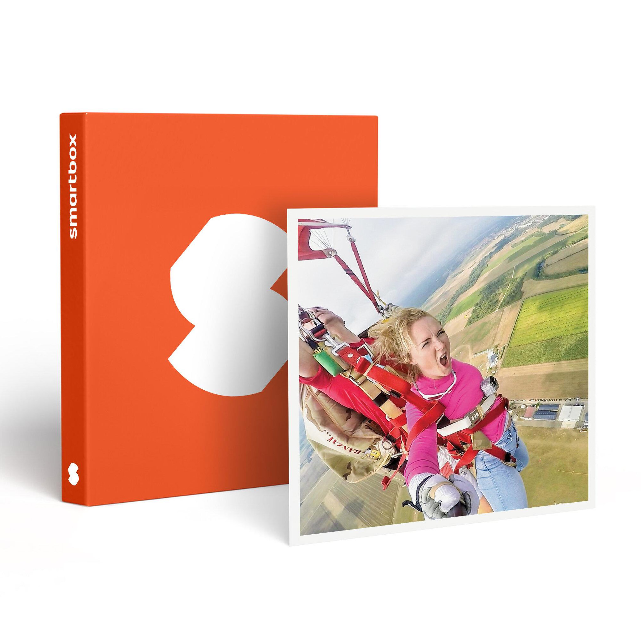 Smartbox Saut en parachute à 4.000 mètres d'altitude entre Auxerre et Troyes - Coffret Cadeau Sport & Aventure
