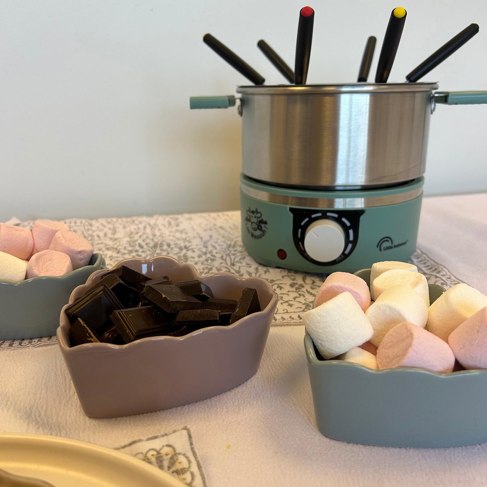 Voir la diapositive 6 : LITTLE BALANCE Service à fondue 6 personnes sapin - 8963
