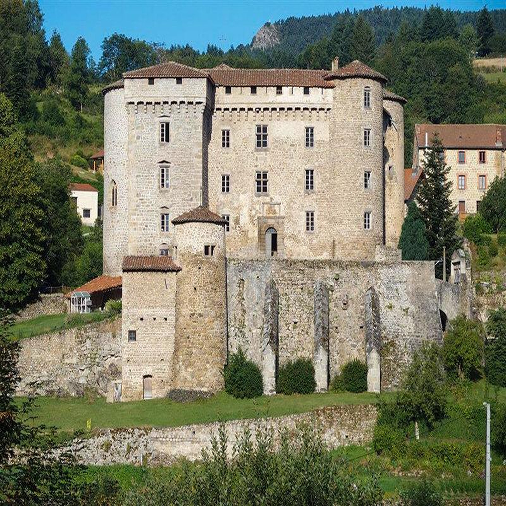 Voir la diapositive 4 : Smartbox 3 jours royaux avec dîner dans un château dans la loire - coffret cadeau séjour