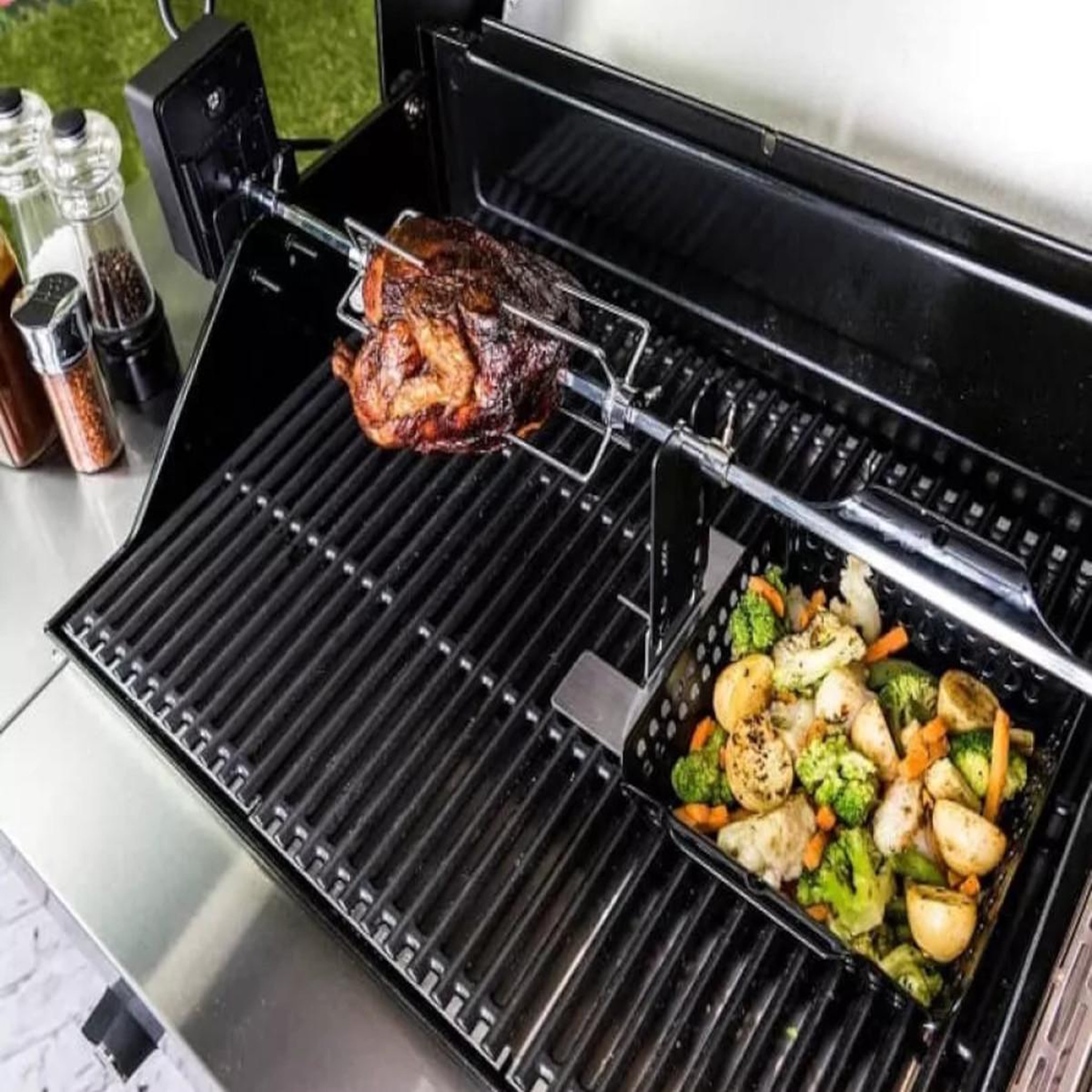 Voir la diapositive 6 : CHAR BROIL Tourne broche barbecue inox avec boitier noir