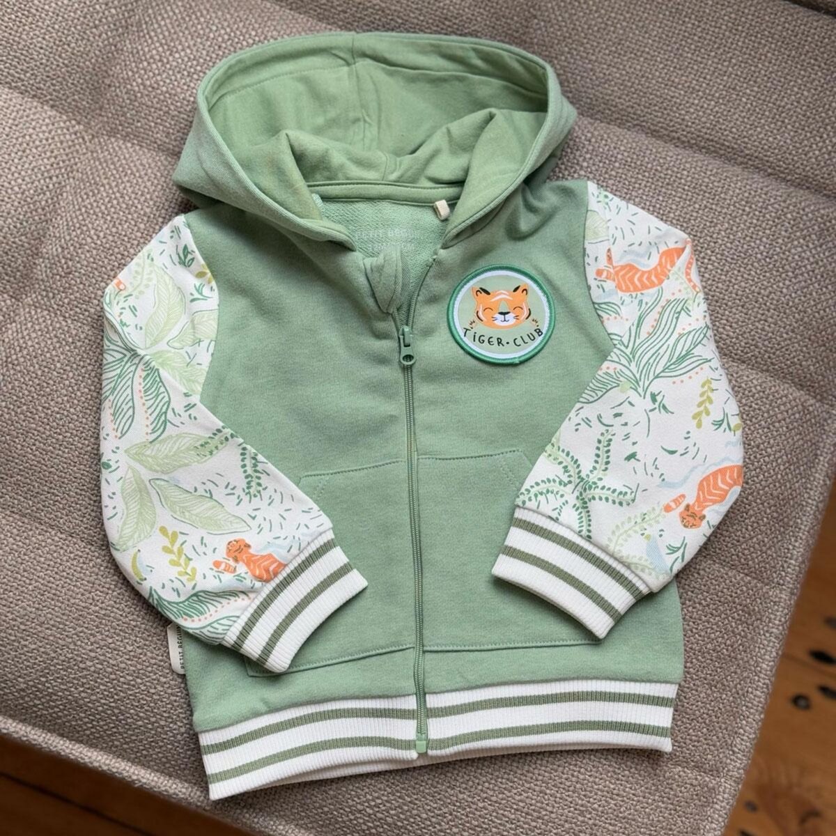 Petit Béguin Sweat à capuche zippé enfant Kanha