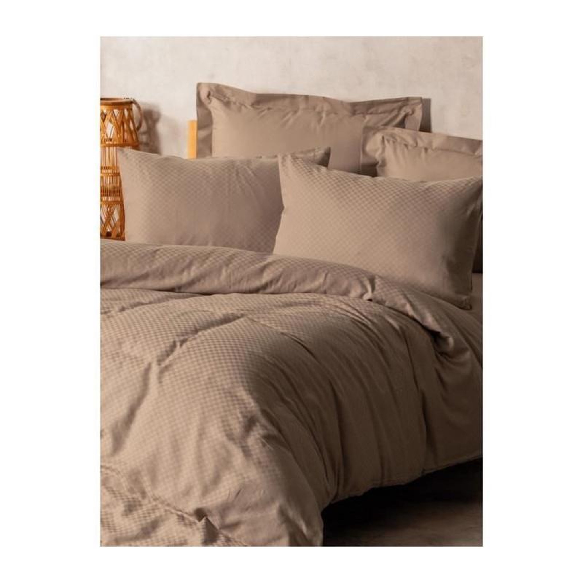 Voir la diapositive 4 : GENERIQUE Parure de lit - 129CTN64624 - 1 housse de couette 220 x 240 cm + 2 taies d'oreiller 60 x 60 cm - 100% coton ranforcé - Vison