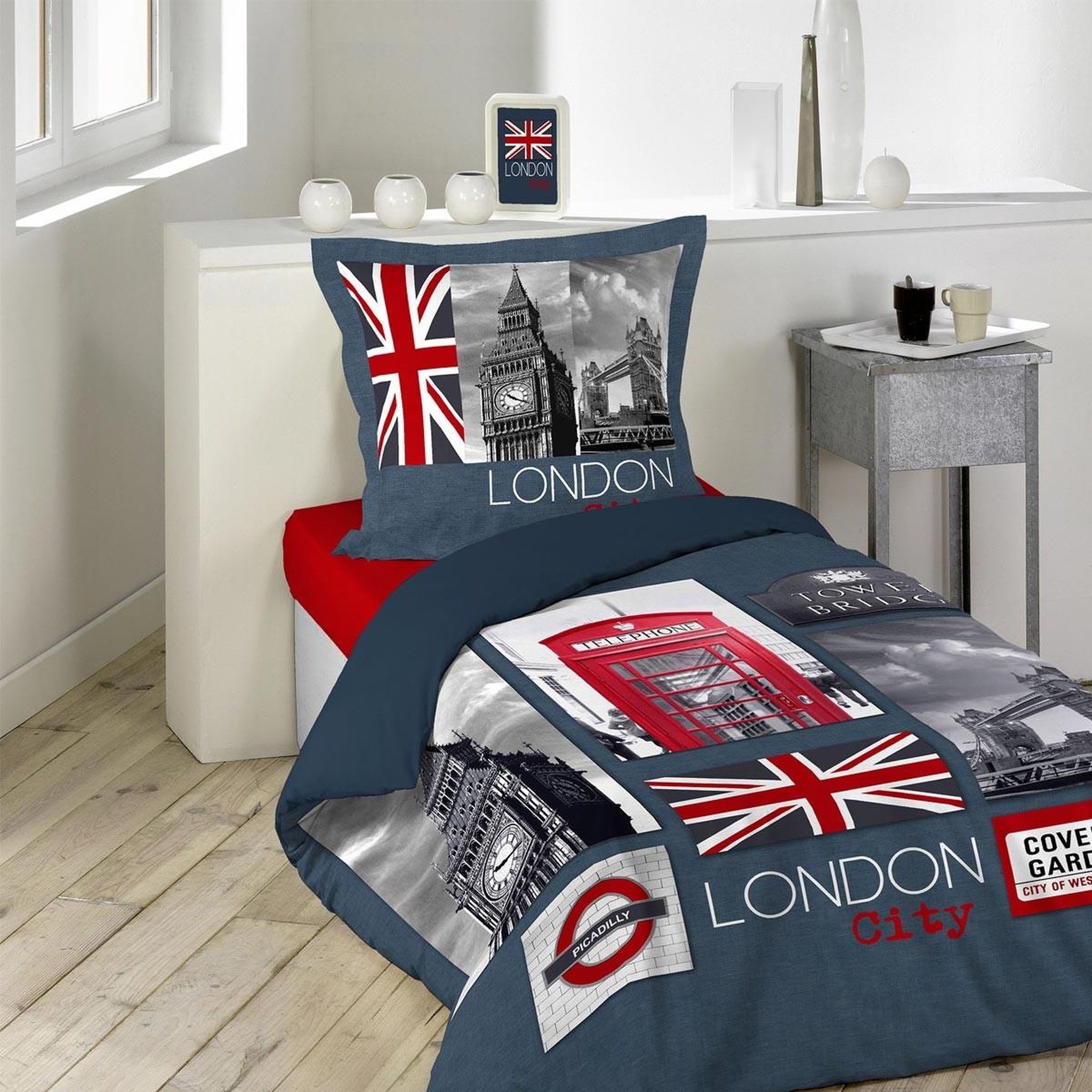 Douceur d'Intérieur Parure de Lit 2 Pièces  City London  140x200cm Bleu