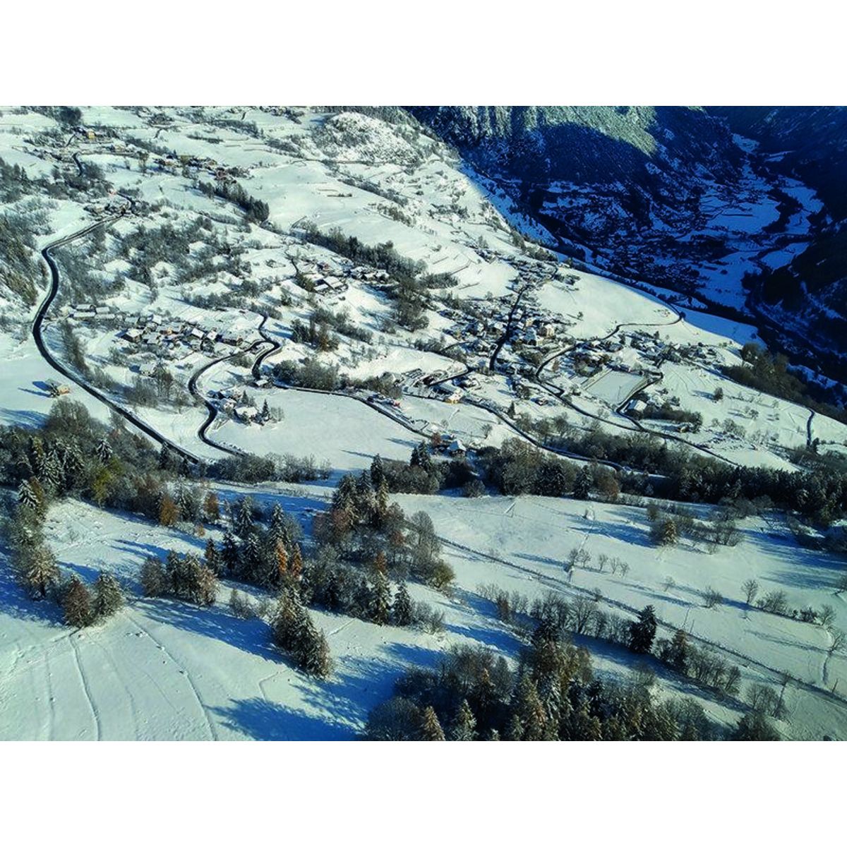 Smartbox Vol en hélicoptère de 15 min pour 2 personnes au-dessus du Mont-Blanc - Coffret Cadeau Sport & Aventure