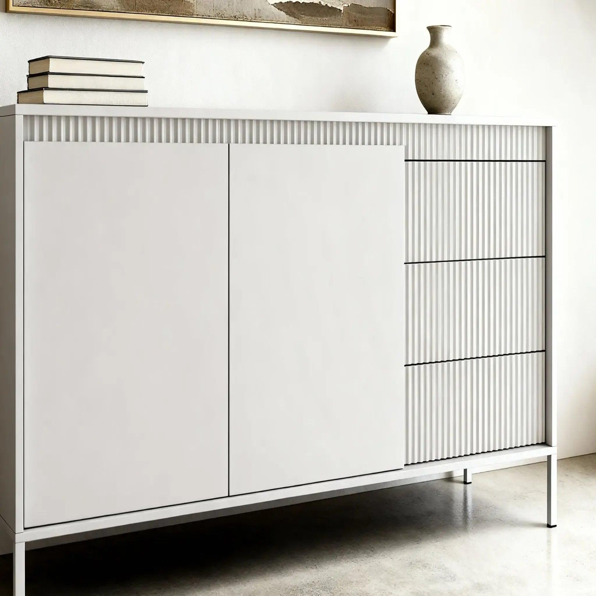 Voir la diapositive 3 : CASANOVA PARIS Alina - buffet 153cmpieds en métal