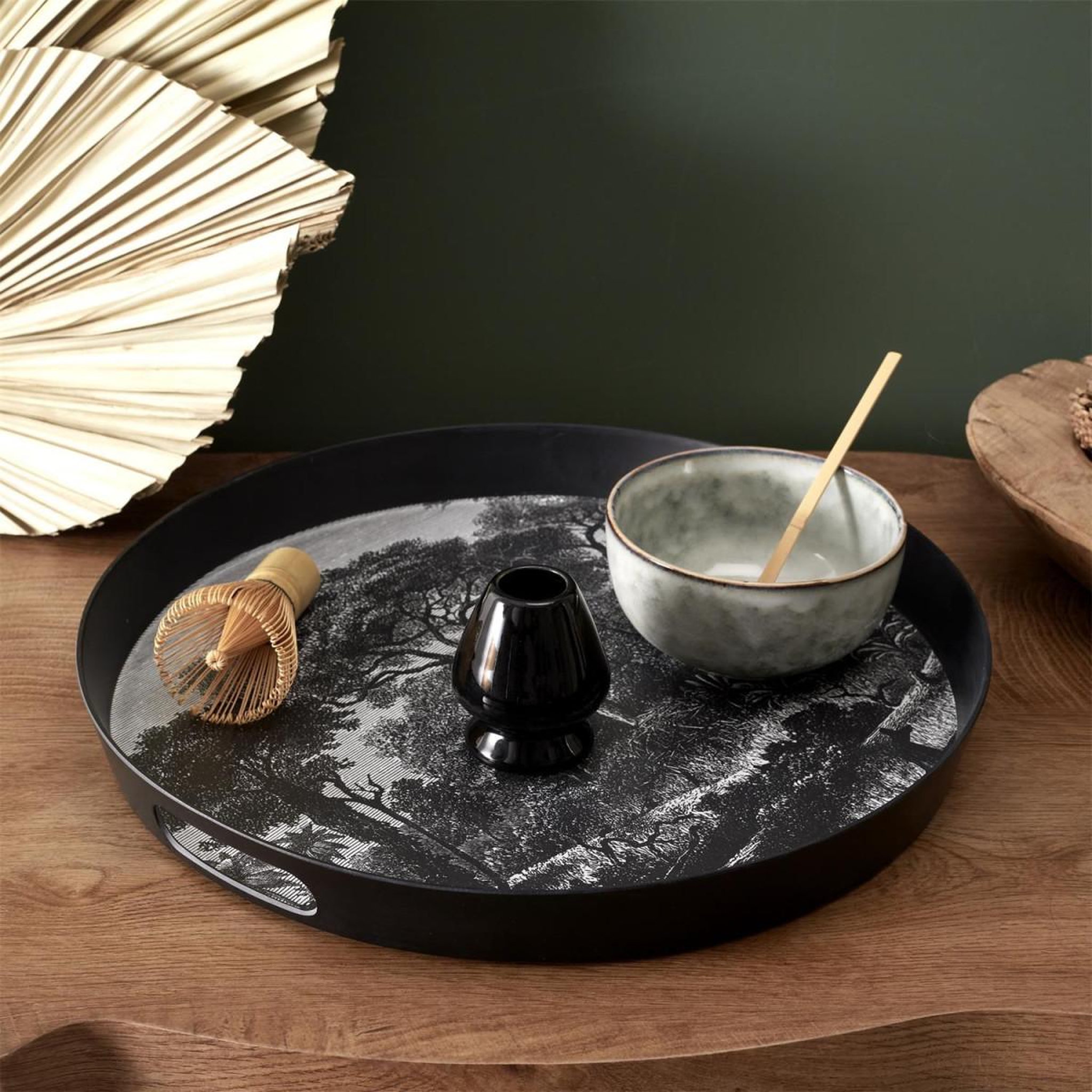 Voir la diapositive 2 : The Home Deco Factory Plateau de service  black forest  38cm noir