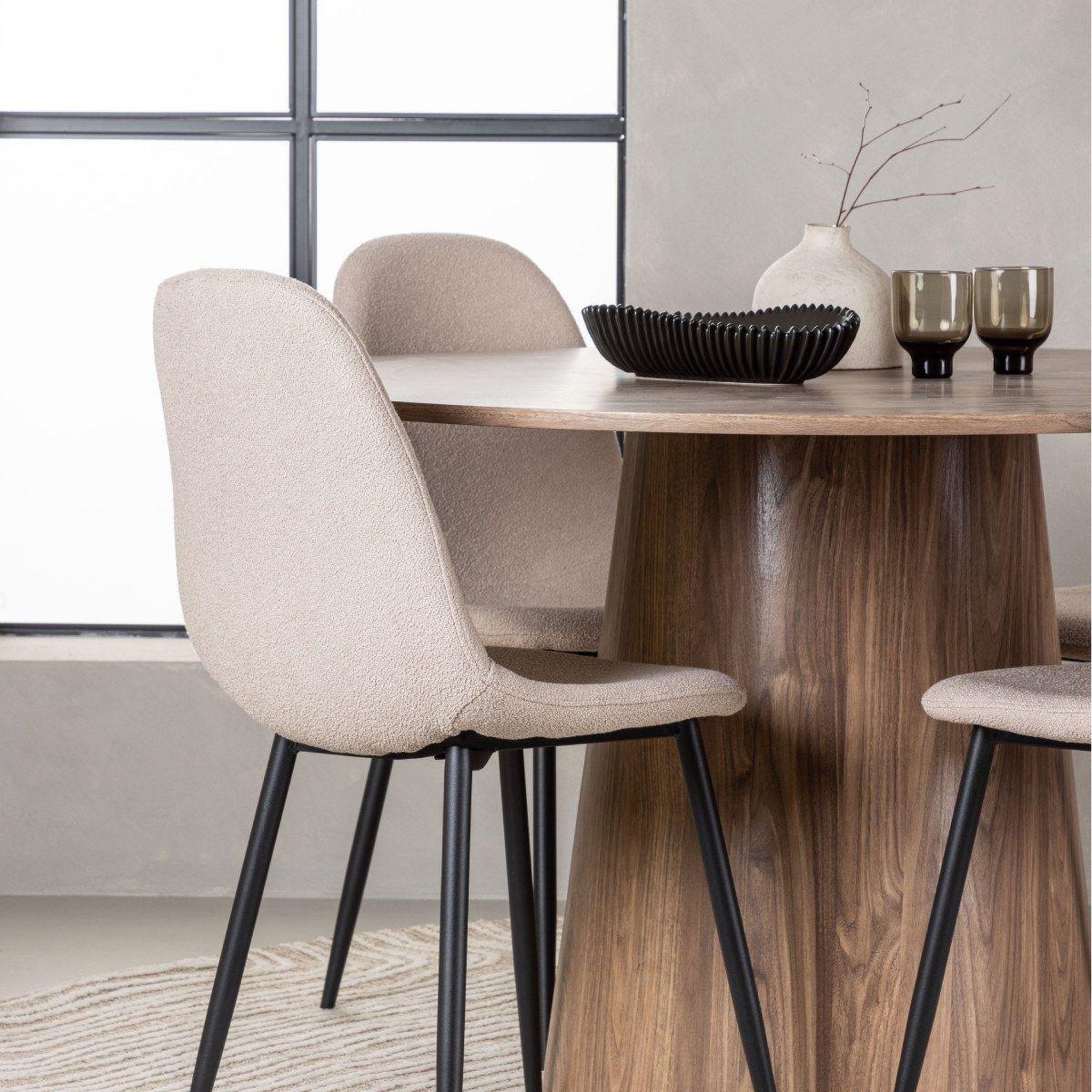 Voir la diapositive 6 : Paris Prix Table à manger ronde  lanzo  120 cm marron