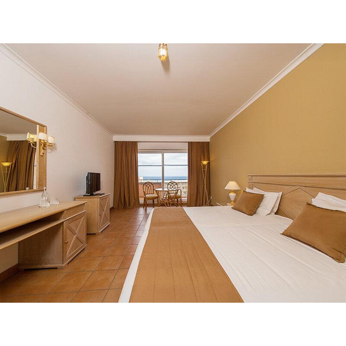 Smartbox Coffret cadeau Saint-Valentin : un séjour romantique en bord de mer - Coffret Cadeau Séjour