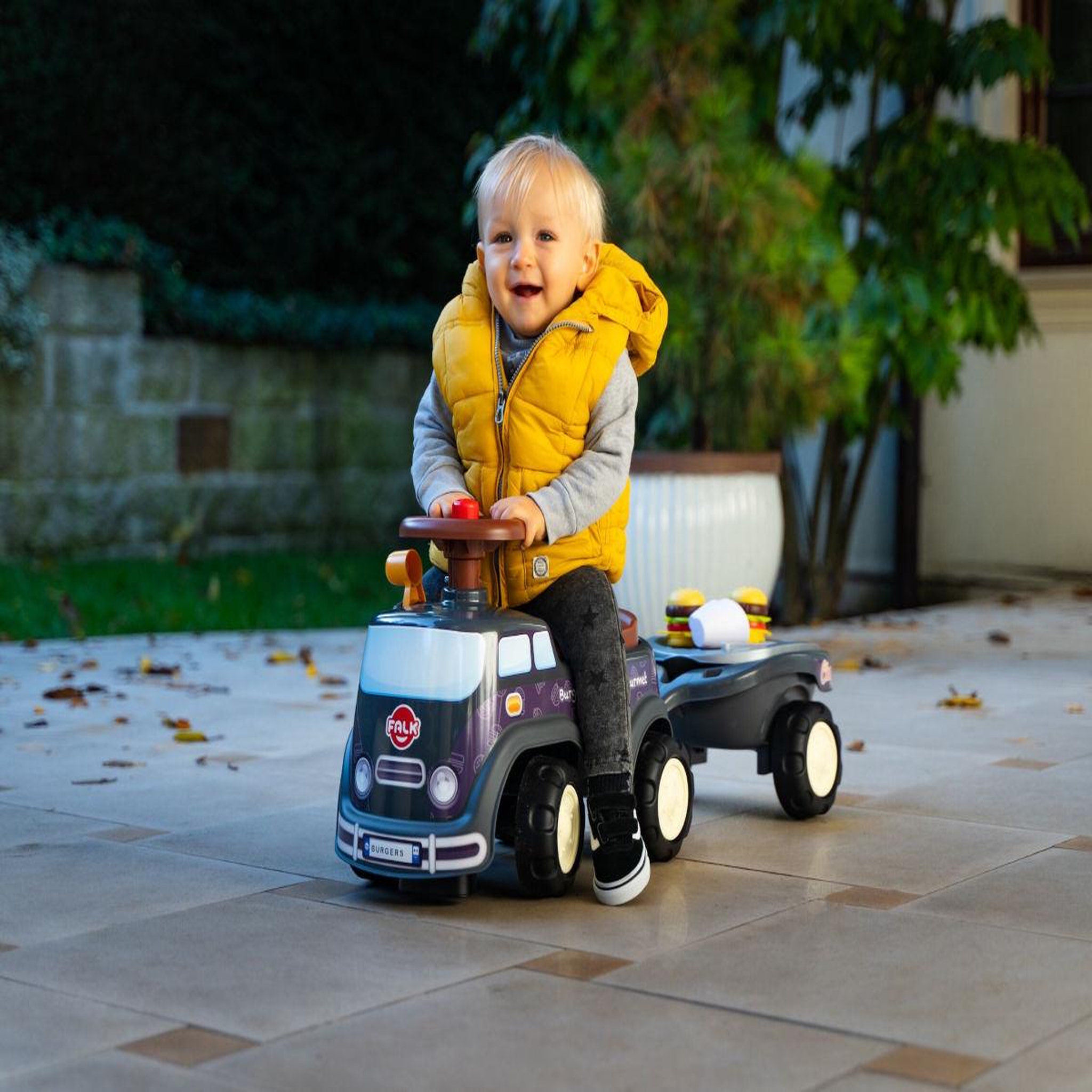 Voir la diapositive 4 : FALK Porteur enfant food truck avec remorque 1 à 3 ans - falk