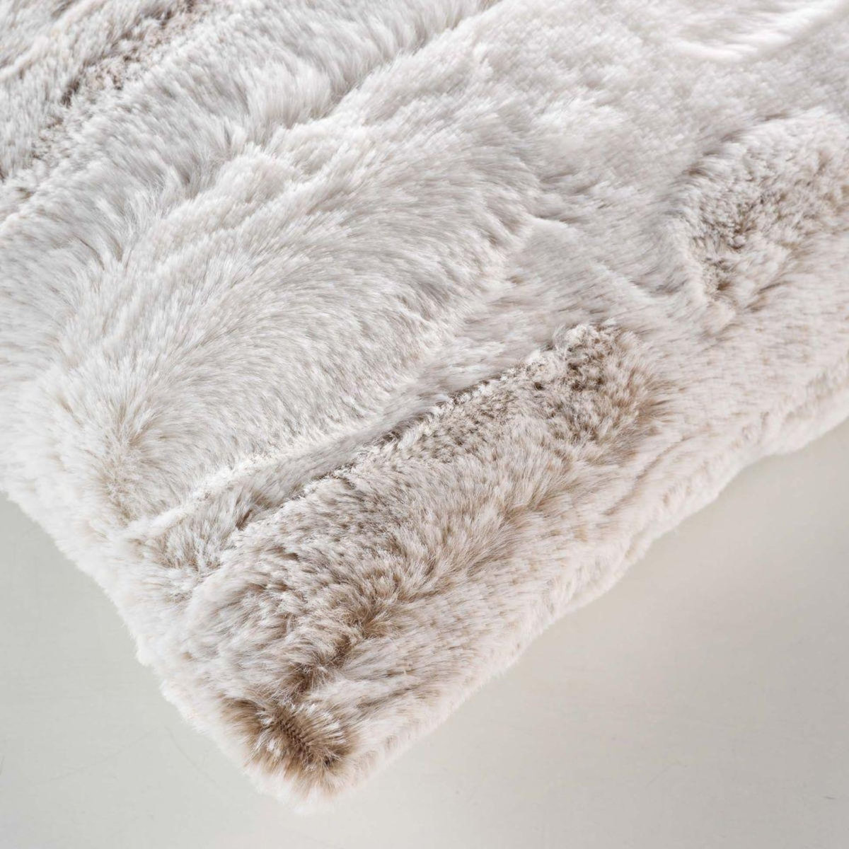 Paris Prix Coussin Imitation Fourrure  Lynx  45x45cm Naturel