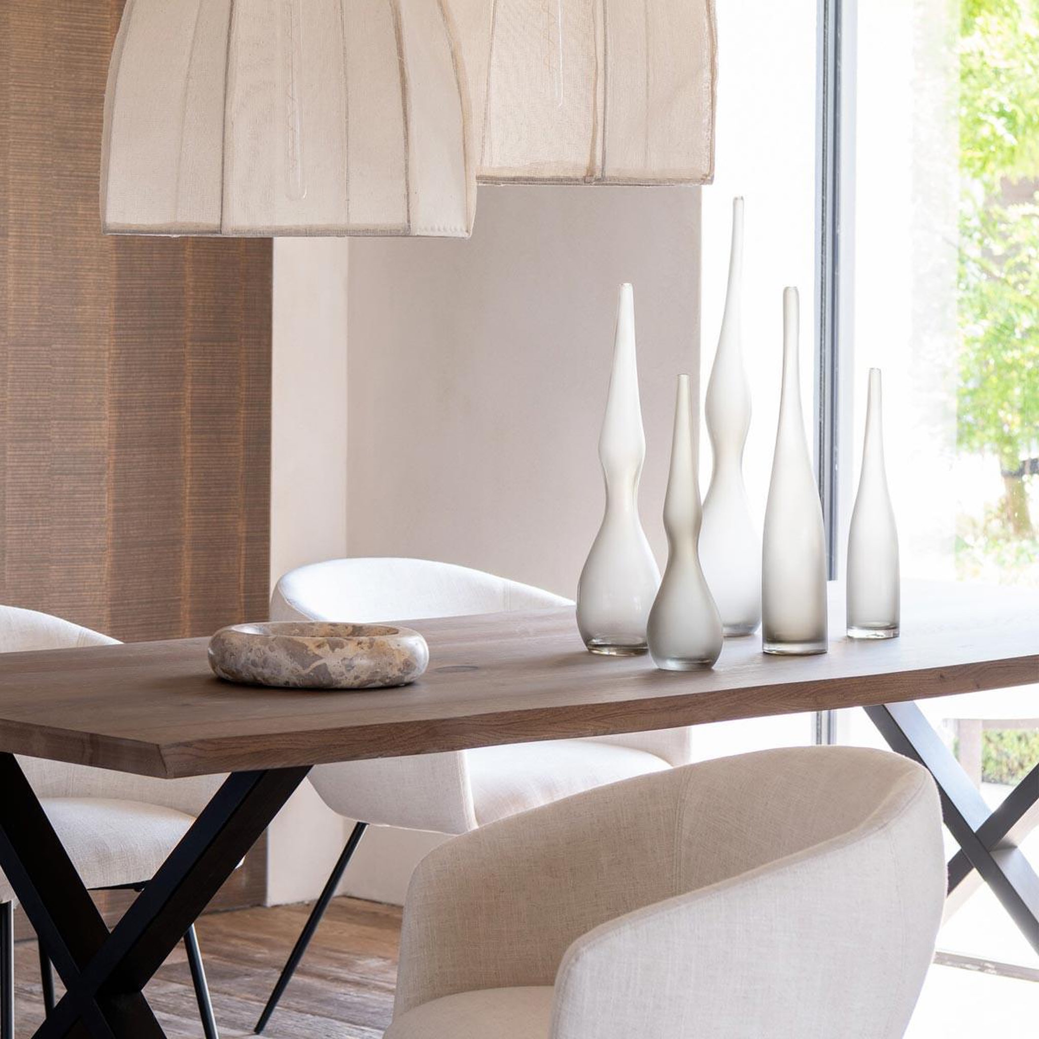 Voir la diapositive 3 : J-LINE Lot de 3 vases en verre  yoko  64cm grège