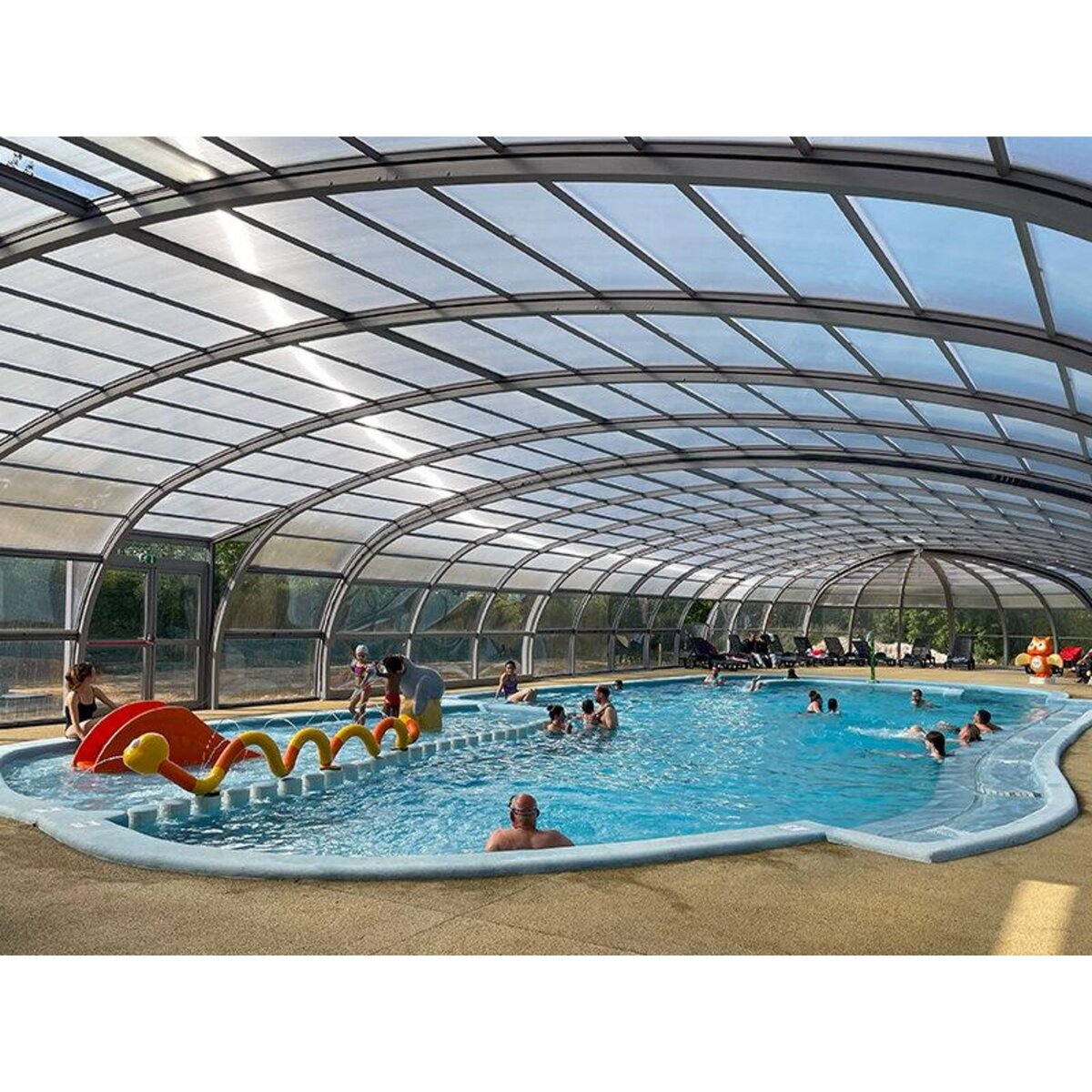 Smartbox Séjour insolite en famille : 3 jours en tipi ou en tente perchée près d'Abbeville - Coffret Cadeau Séjour