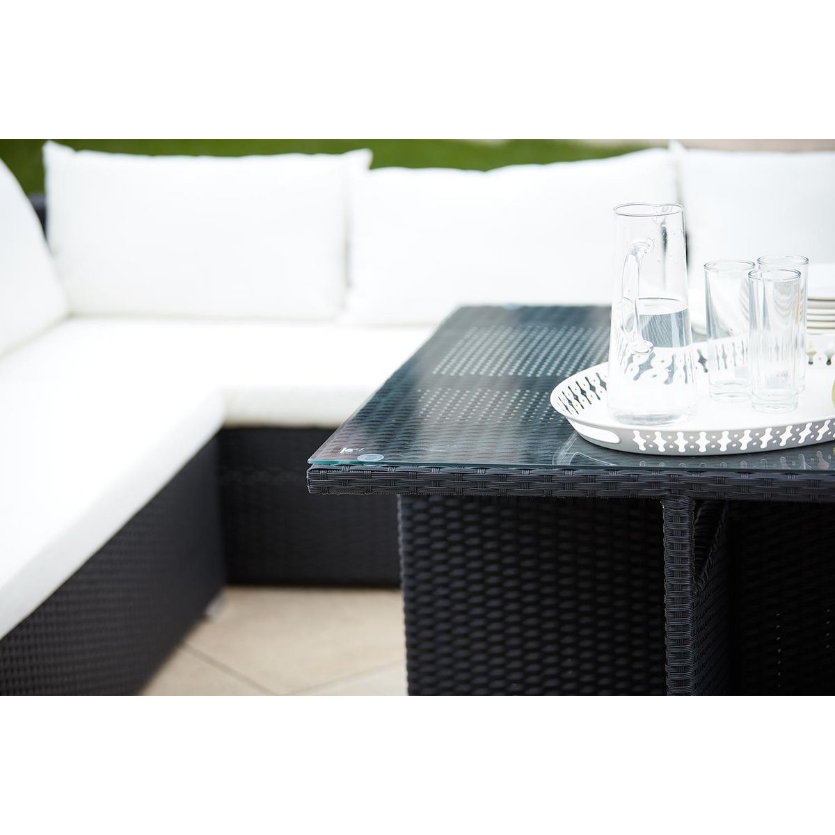 CONCEPT USINE Salon de jardin encastrable 10 places en résine noir-blanc FIDJI