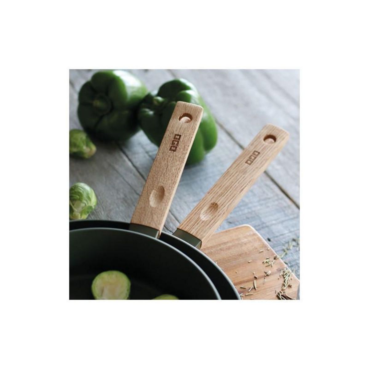 OGO LIVING ECTOR POELE 20CM KAKI MANCHE BOIS OGOLIVING - 7930293