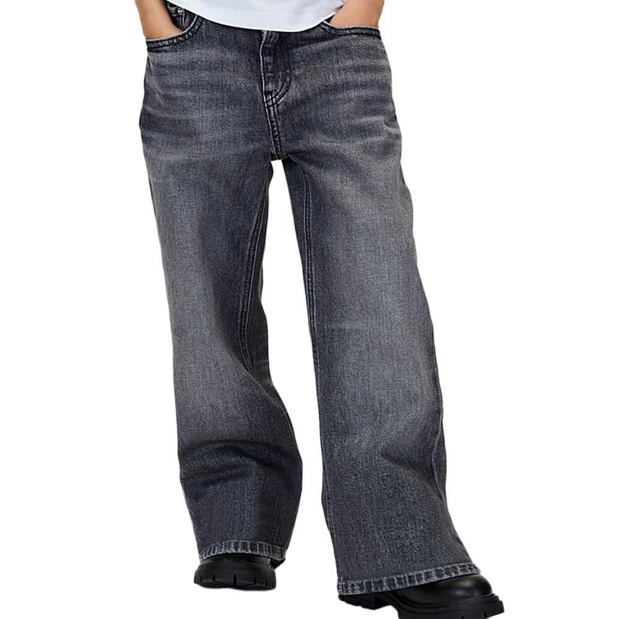 CALVIN KLEIN JEANS Jean baggy gris garçon calvin klein jeans skater. Coloris disponibles : Gris