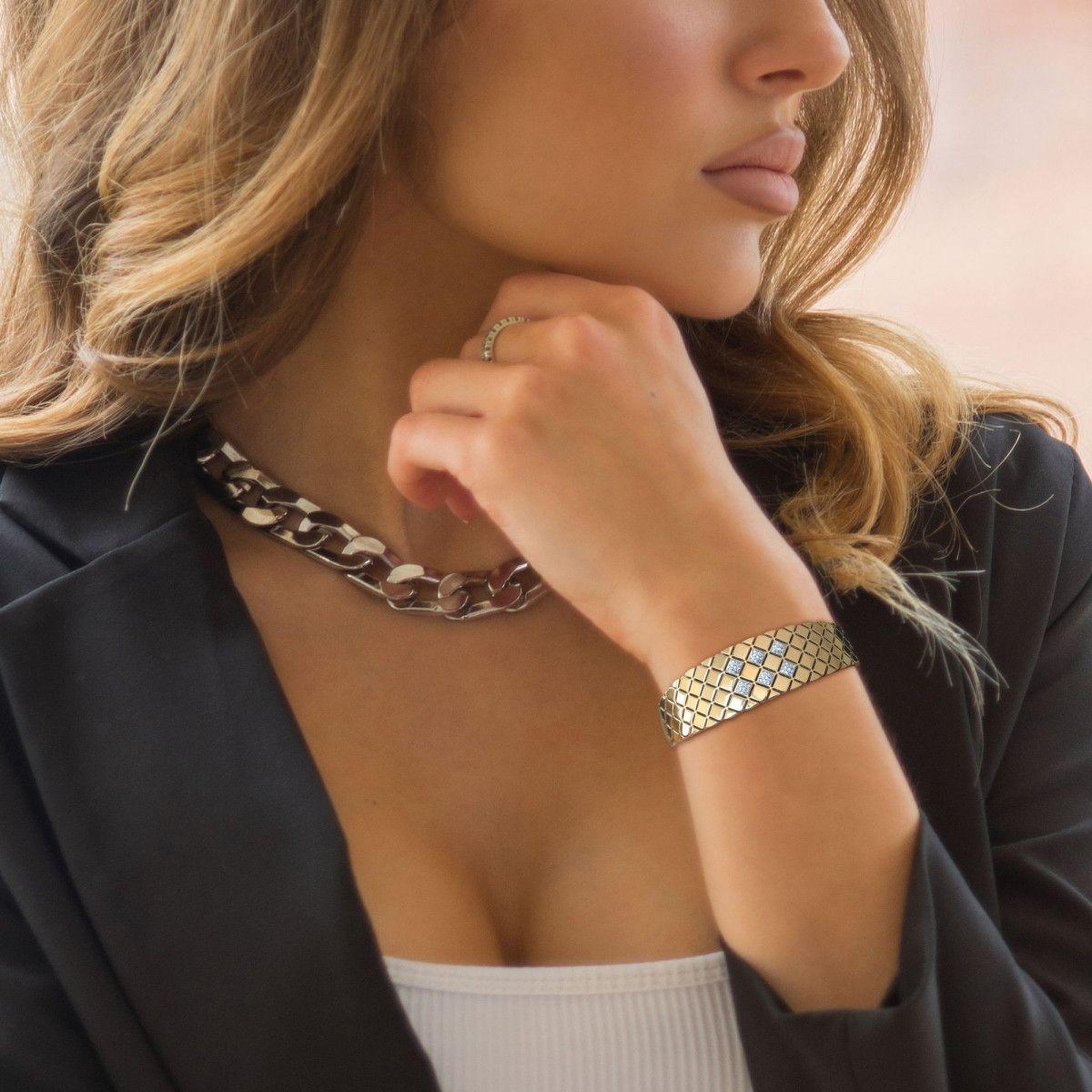 Voir la diapositive 2 : SC BOHEME Bracelet par SC Bohème orné de Cristaux scintillants